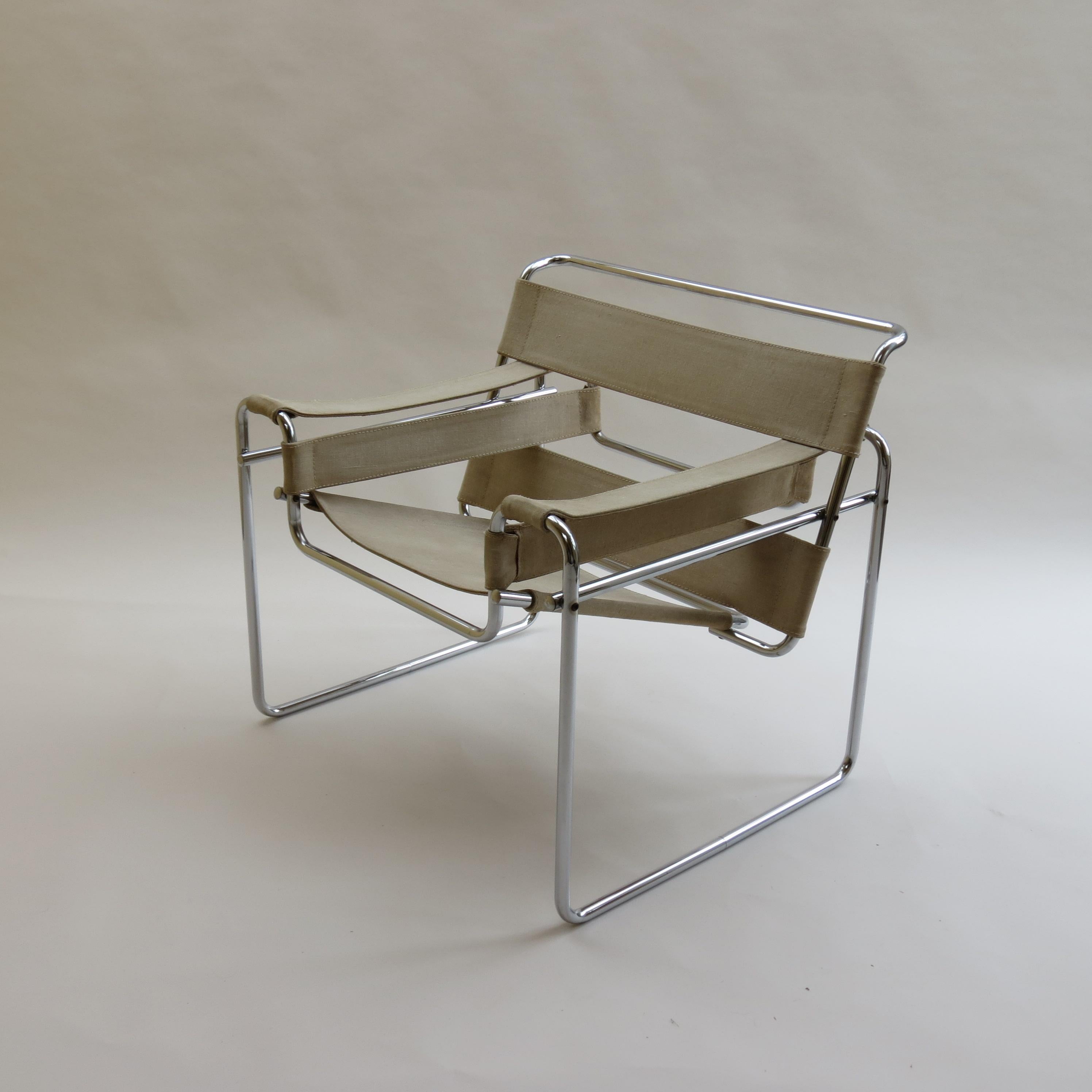 1960s B3 Wassily Chair in beige Canvas by Marcel Breuer for Gavina Bauhaus A 4