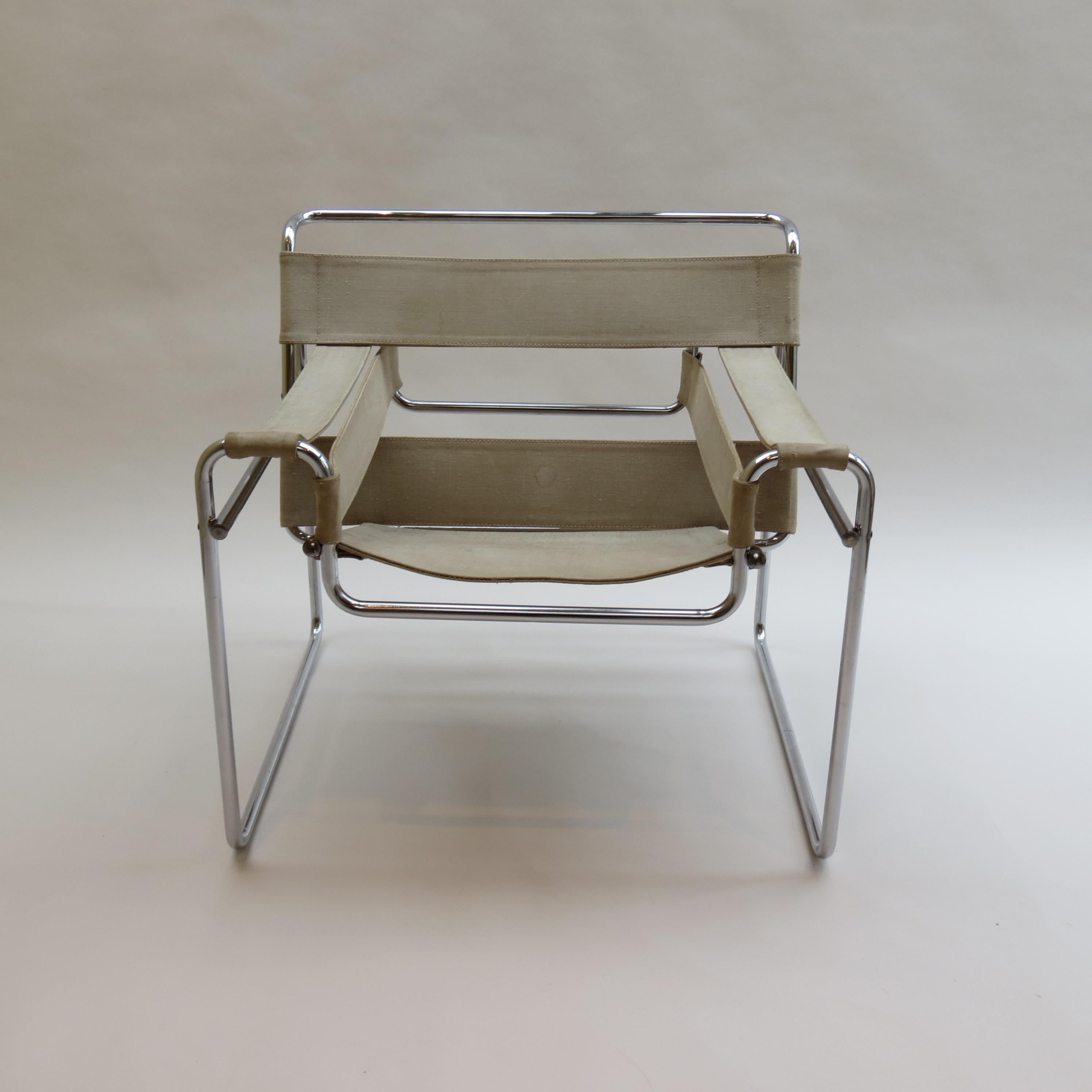 wassily chair beige