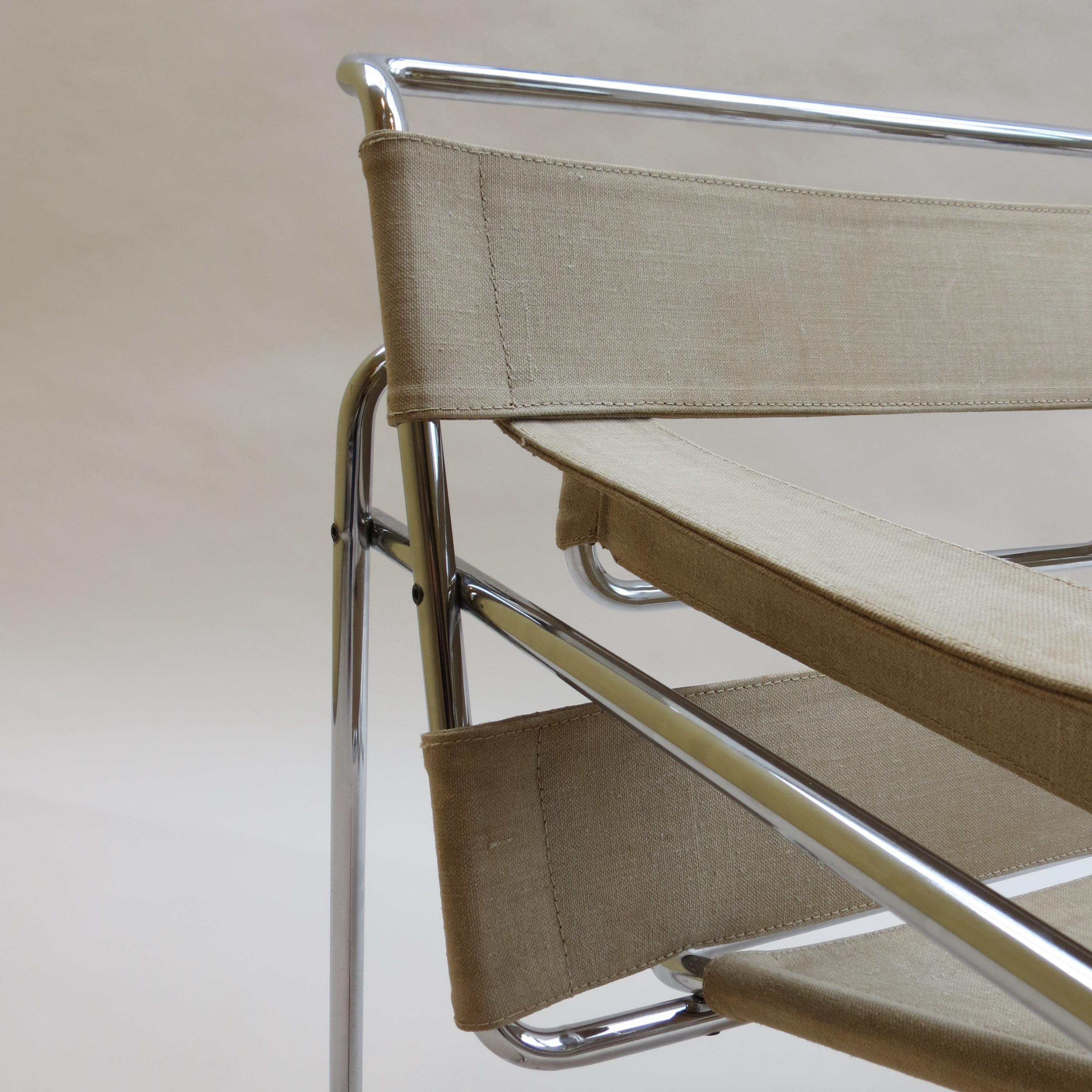 Italian 1960s B3 Wassily Chair in Beige Canvas by Marcel Breuer for Gavina Bauhaus B