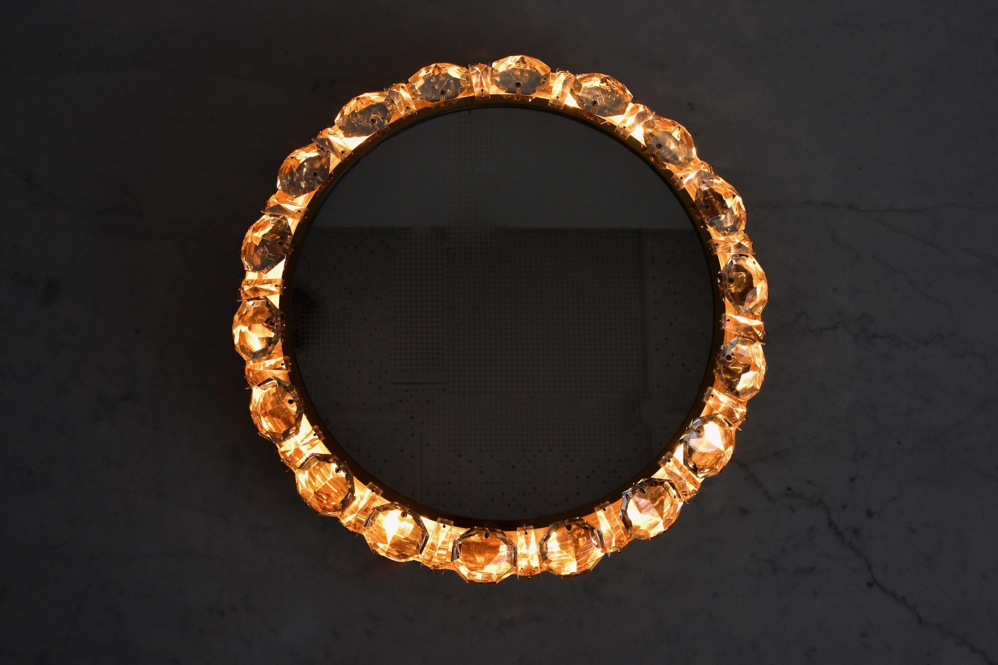 1960's Bakalowits Brass Crystal Diamond Backlit Wall Mirror Glass Austria In Good Condition In Krefeld, DE