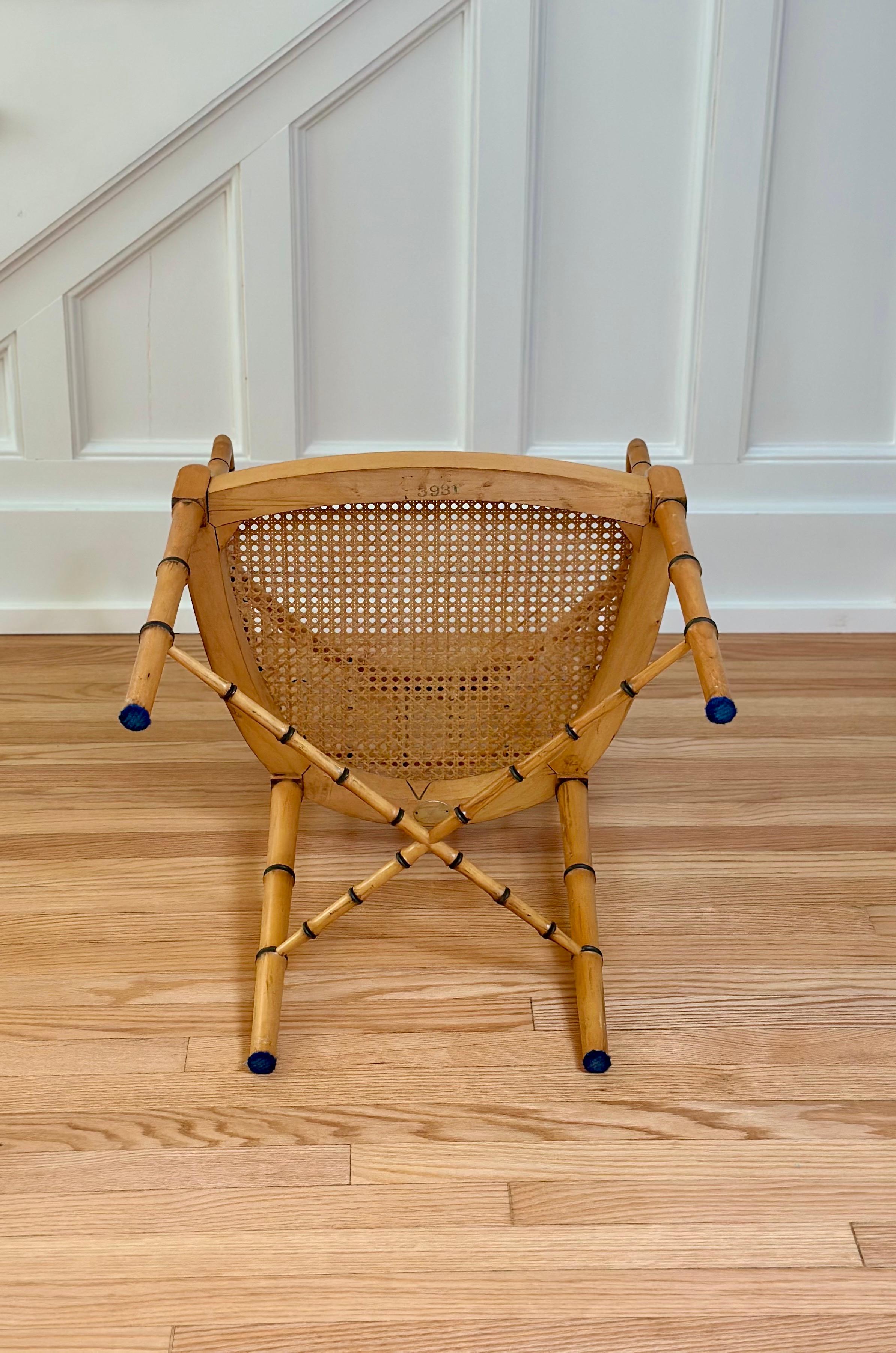 Sillón de bañera de imitación bambú y caña de los años 60 de Baker Furniture en venta 4