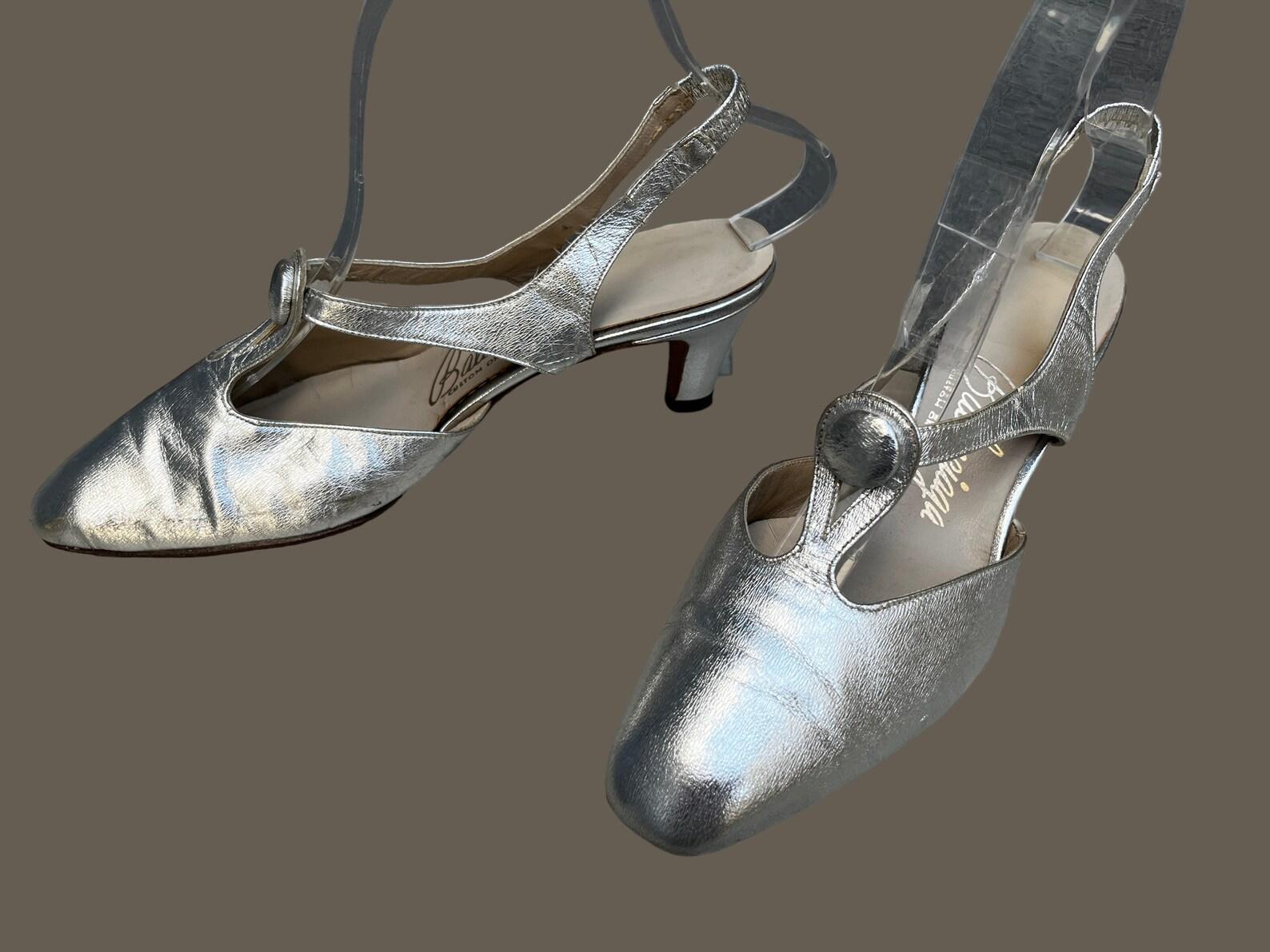 1960s Balenciaga metallic silver heels For Sale 2