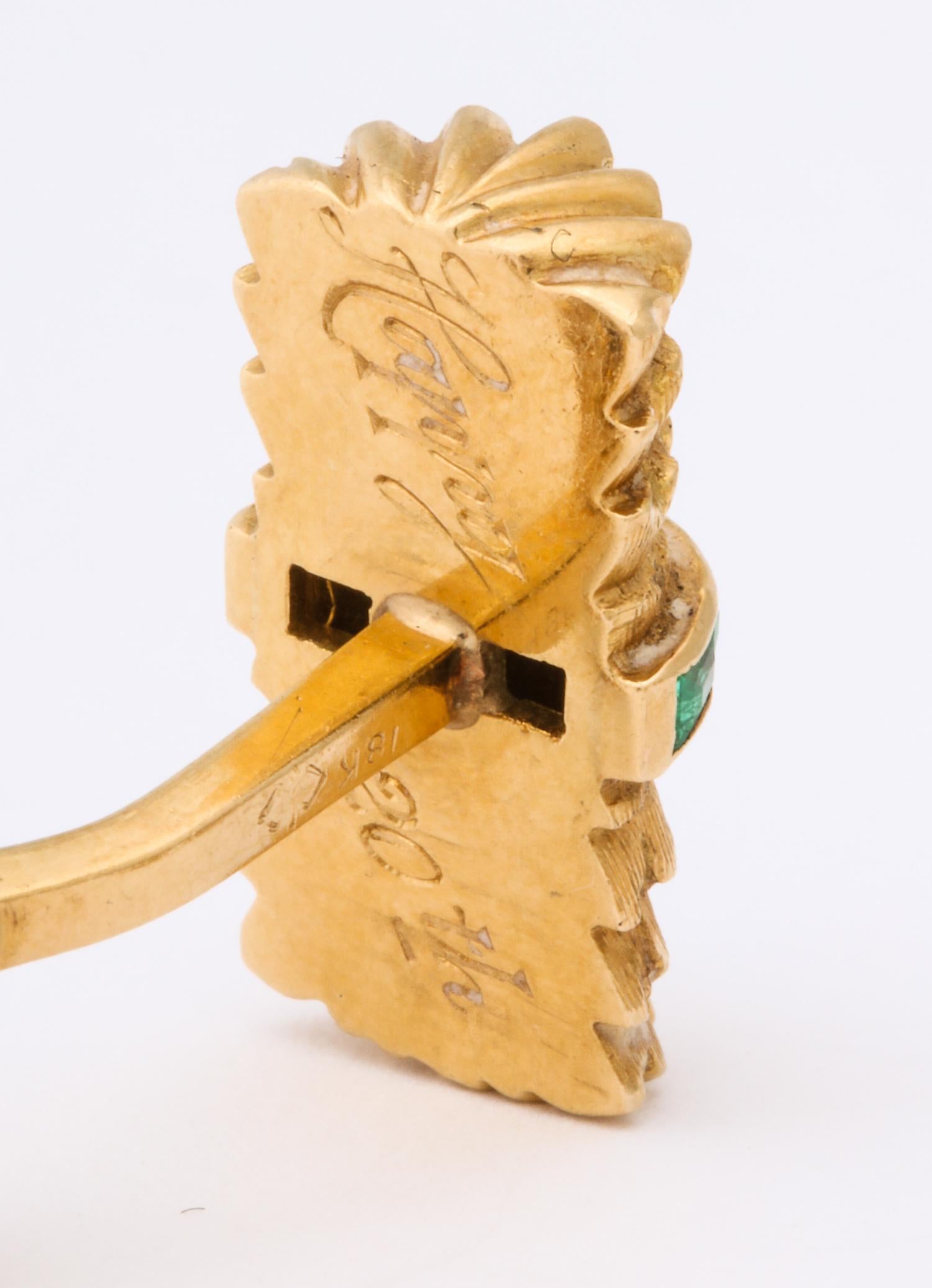 1960s Bamboo Design Calibre Cut Emerald and Florentine Gold Flip Up Cufflinks 4