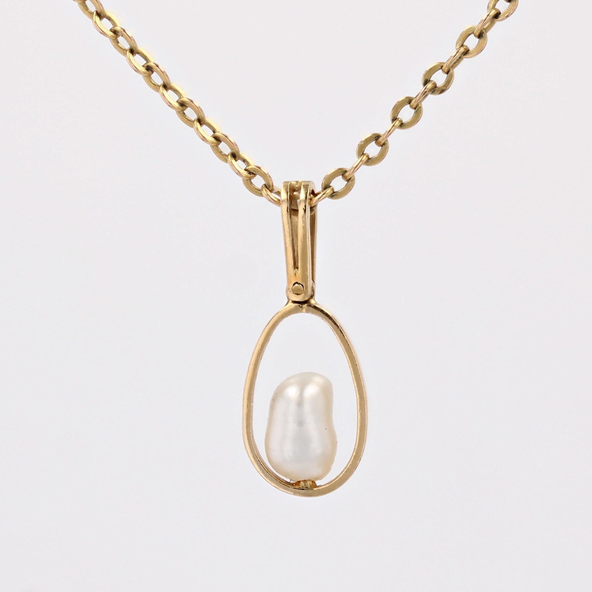 Women's 1960s Baroque Pearl 18 Karat Yellow Gold Pendant For Sale