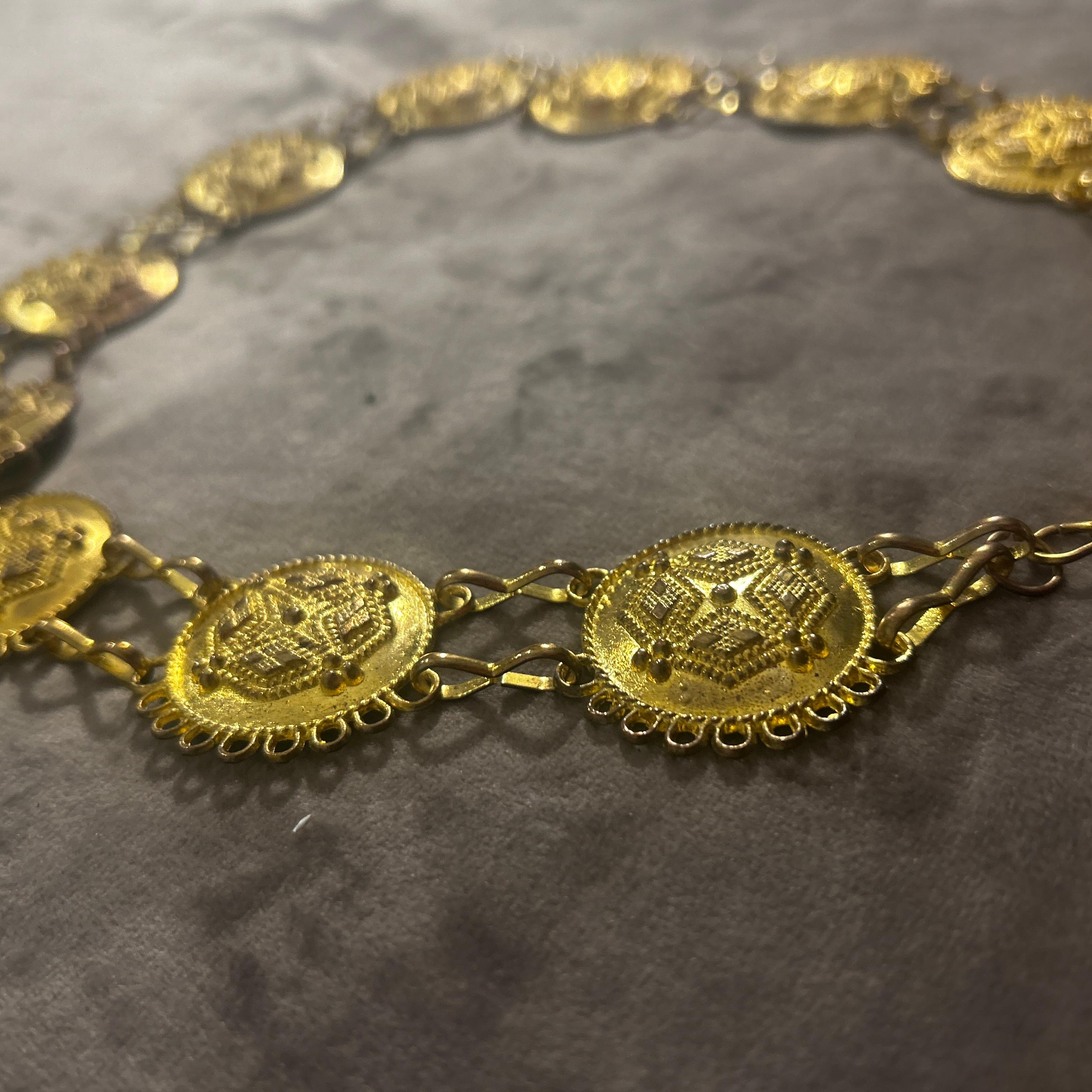 Neoclassical 1960s Baroque Style Gilded Metal Costume Jewelry Italian Necklace For Sale