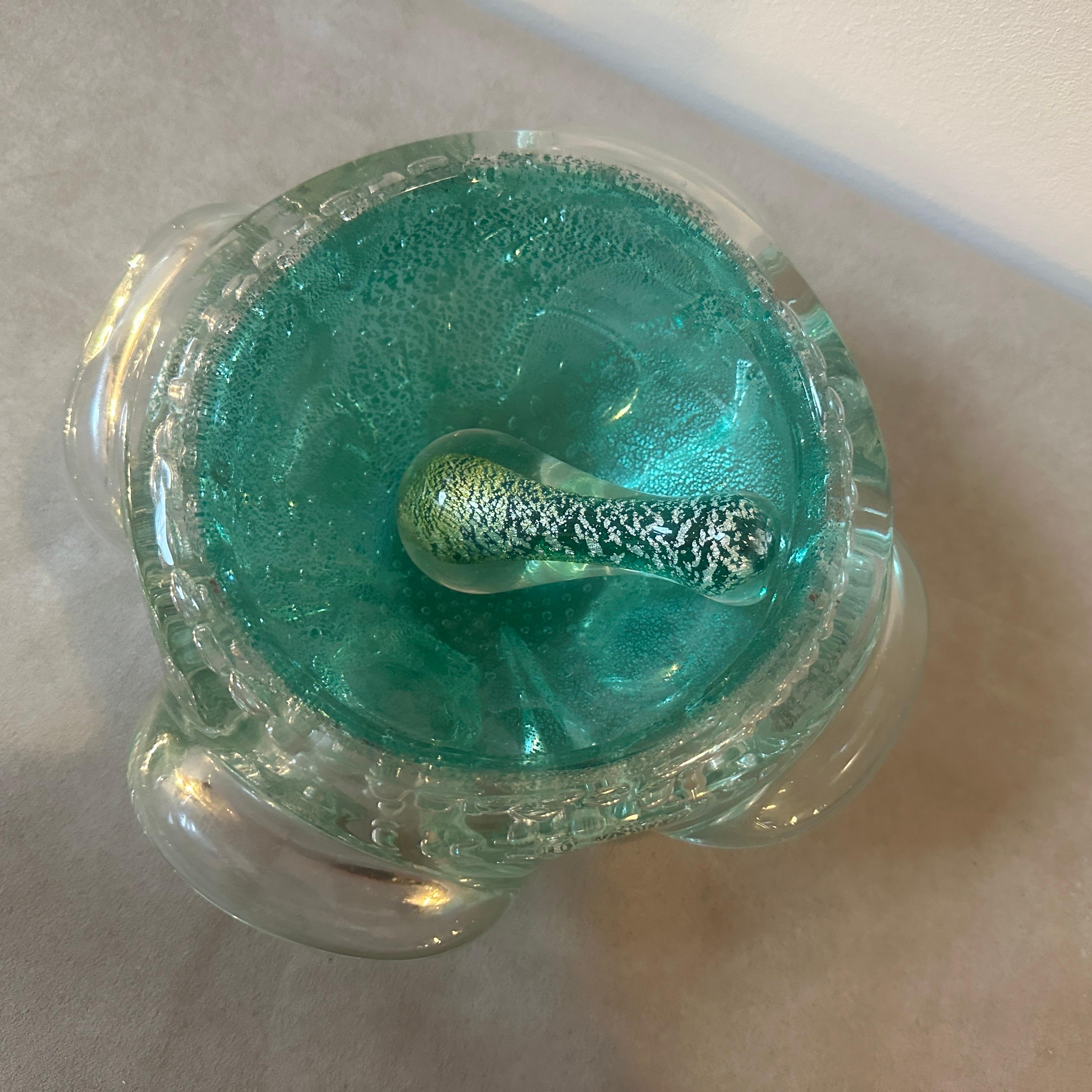 1960s Barovier Style Green and Gold Bullicante Murano Glass Ashtray and Pestle For Sale 3