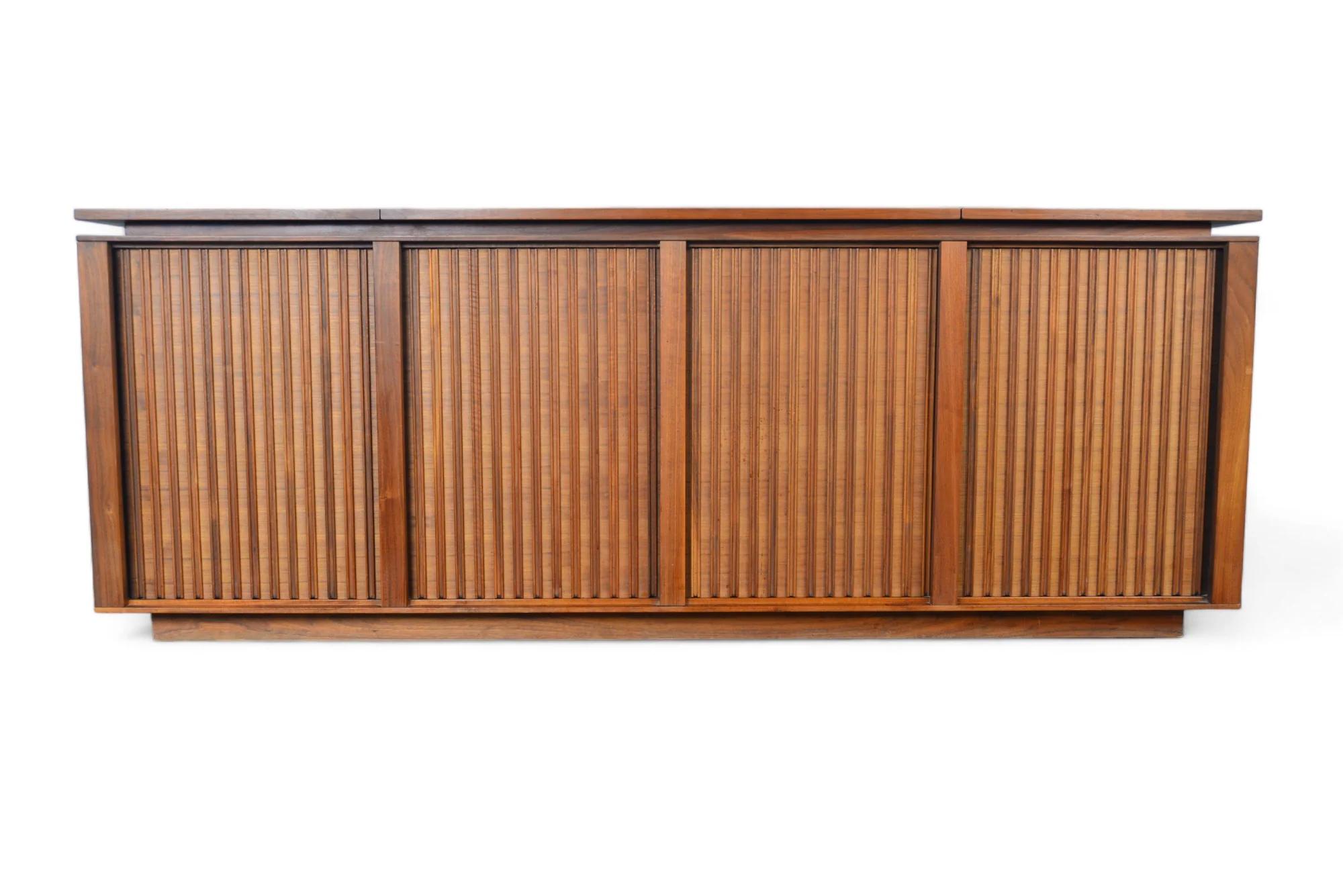 Mid-Century Modern 1960s Barzilay Walnut Tambour Stereo Console For Sale