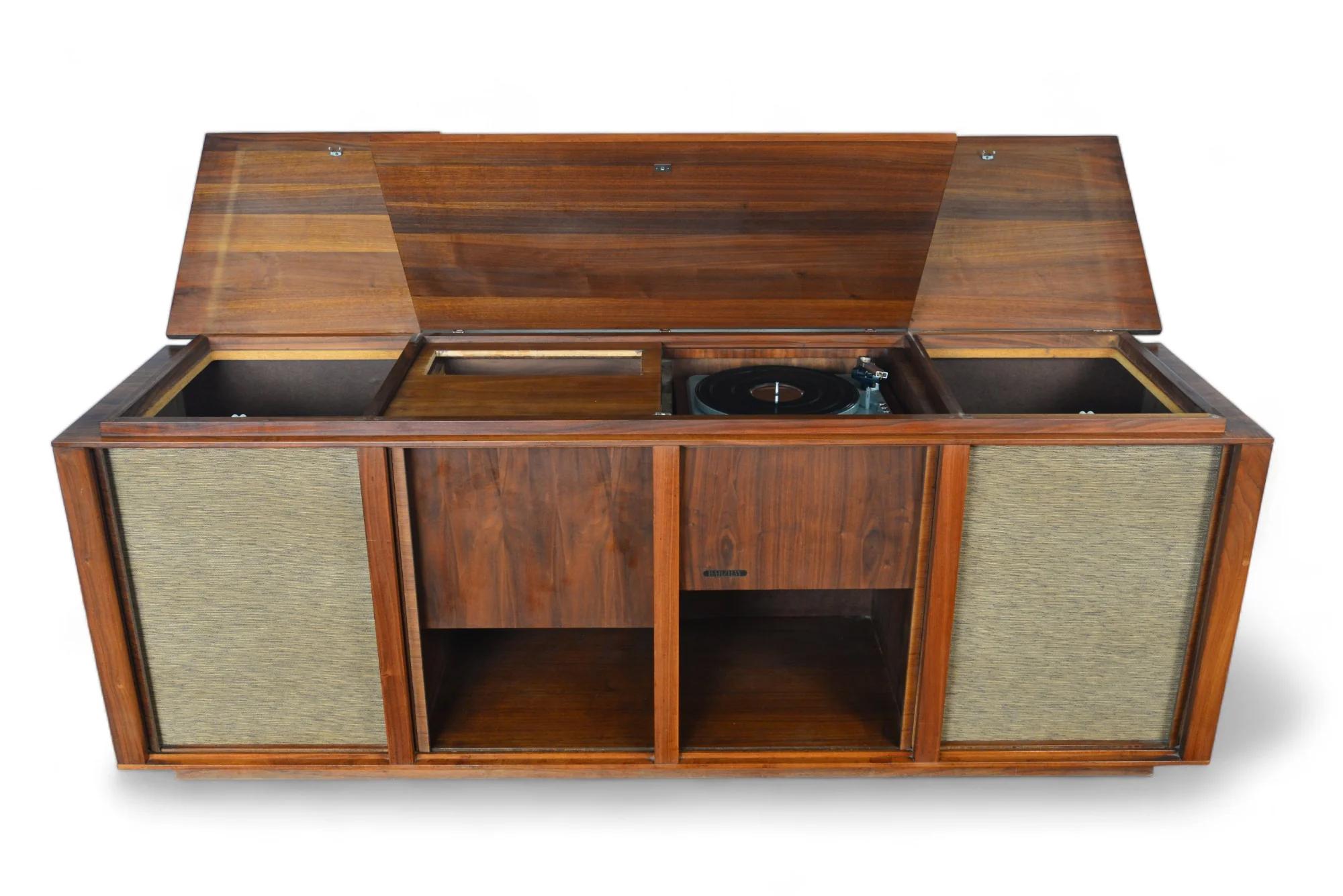 1960s Barzilay Walnut Tambour Stereo Console For Sale 1