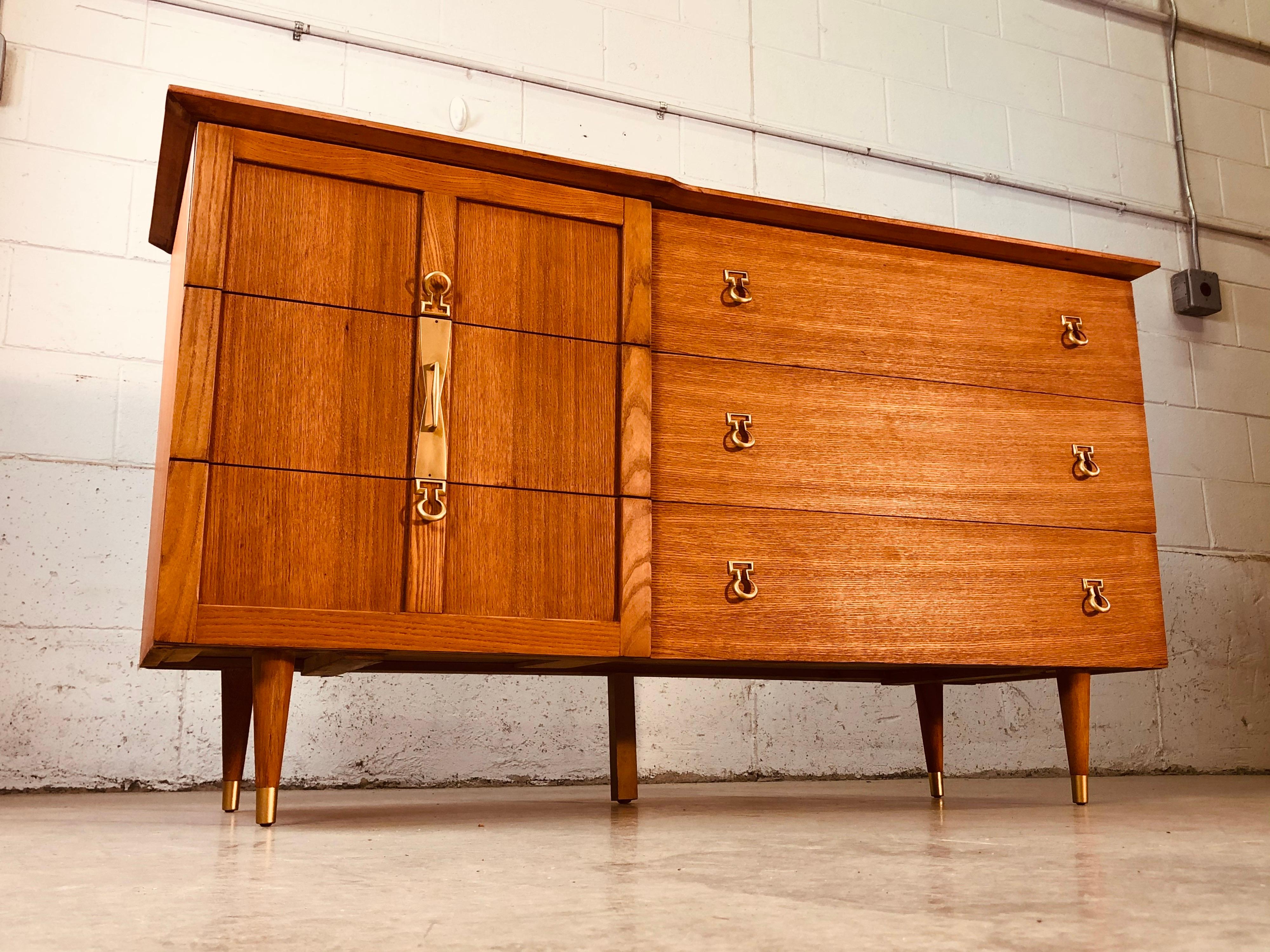 1960s Basic-Witz Oak 6 Drawer Dresser 2