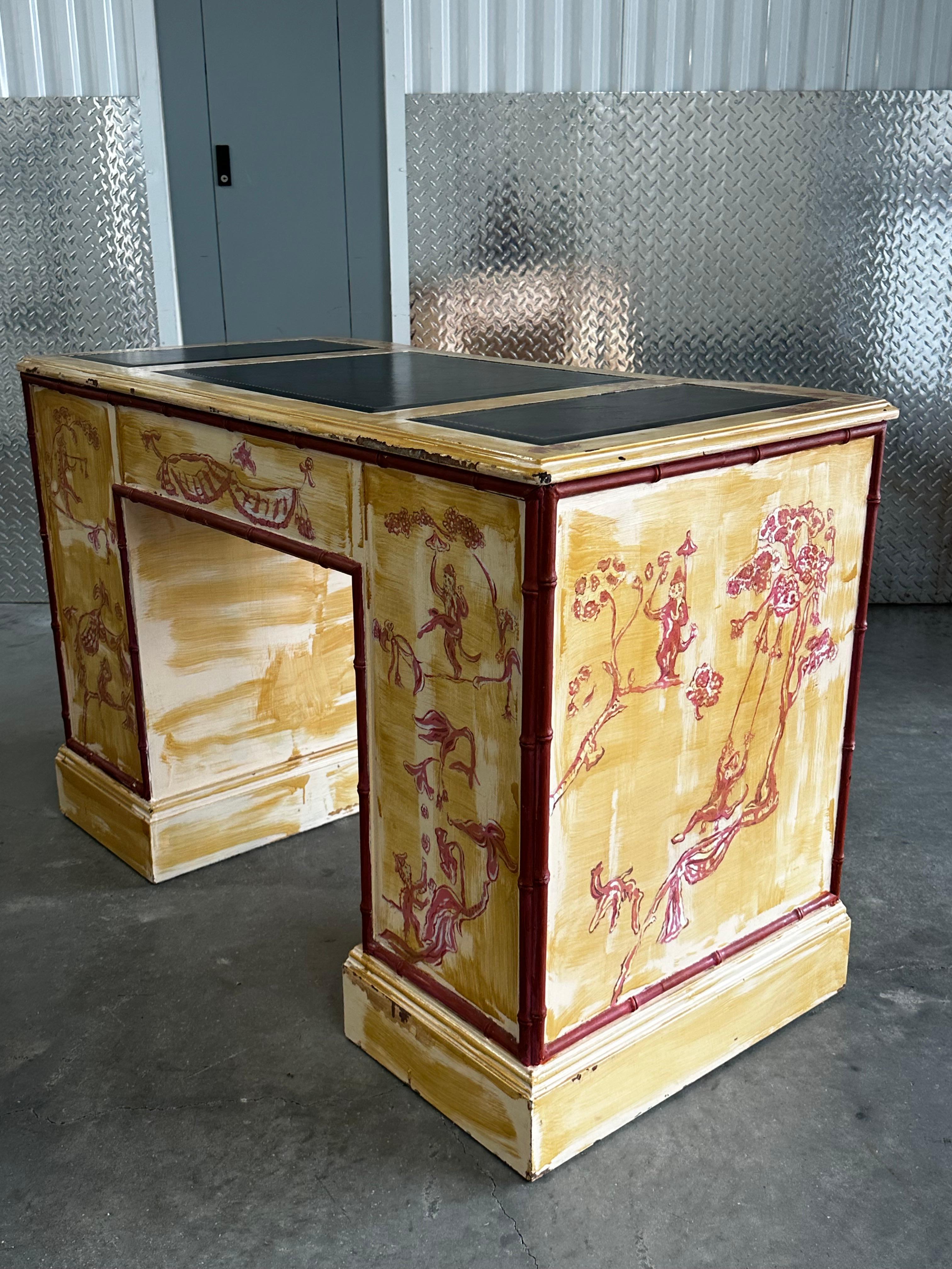 Scrivania Bassett del 1960 in finto legno di bambù dipinto in stile Chinoiserie Japandi in vendita 3