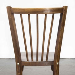 Ensemble de vingt-quatre-quatre chaises Bistro classiques Baumann en bois cintré des années 1960