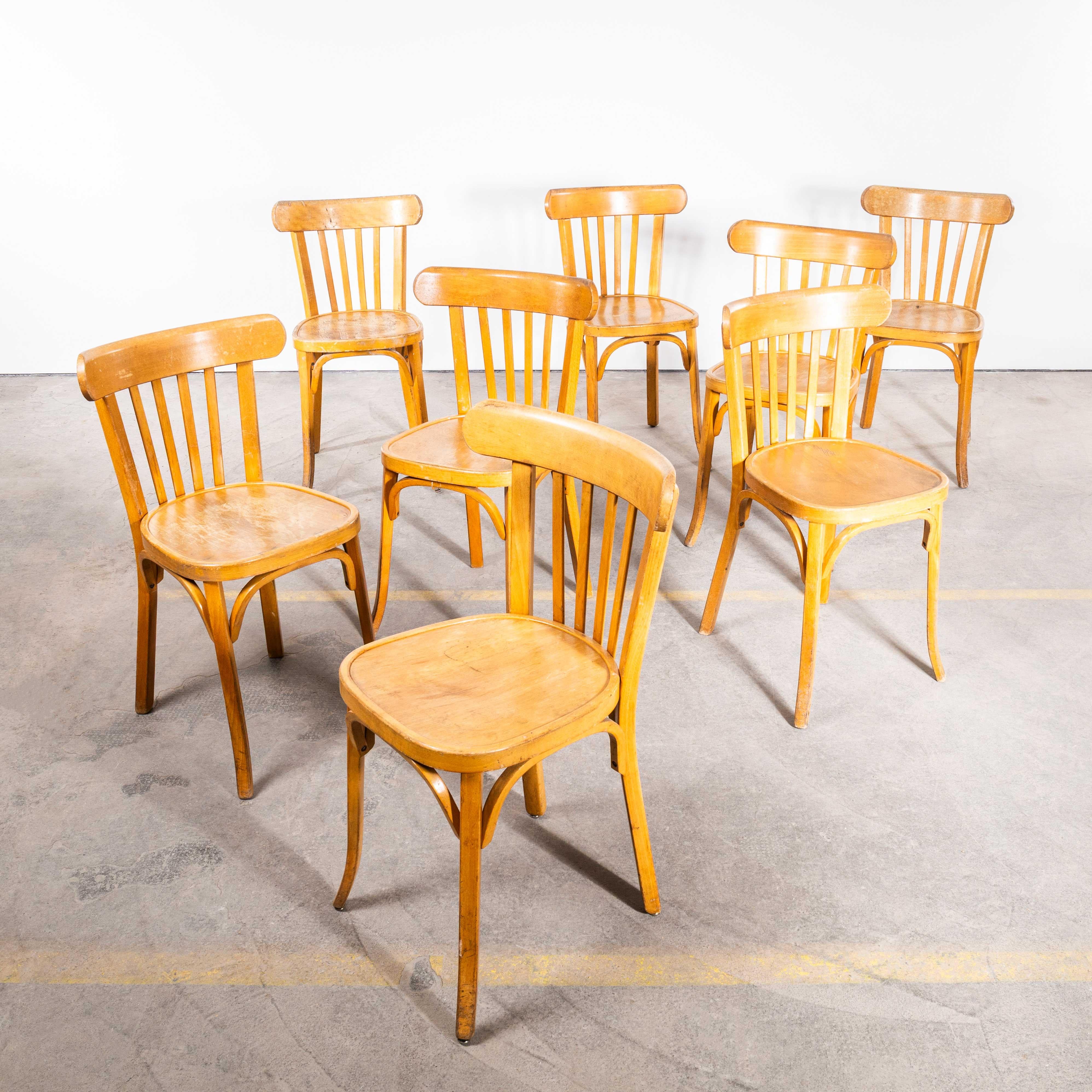 1960's Baumann Blonde Oak Bentwood Dining Chair - Satz von acht (Französisch) im Angebot