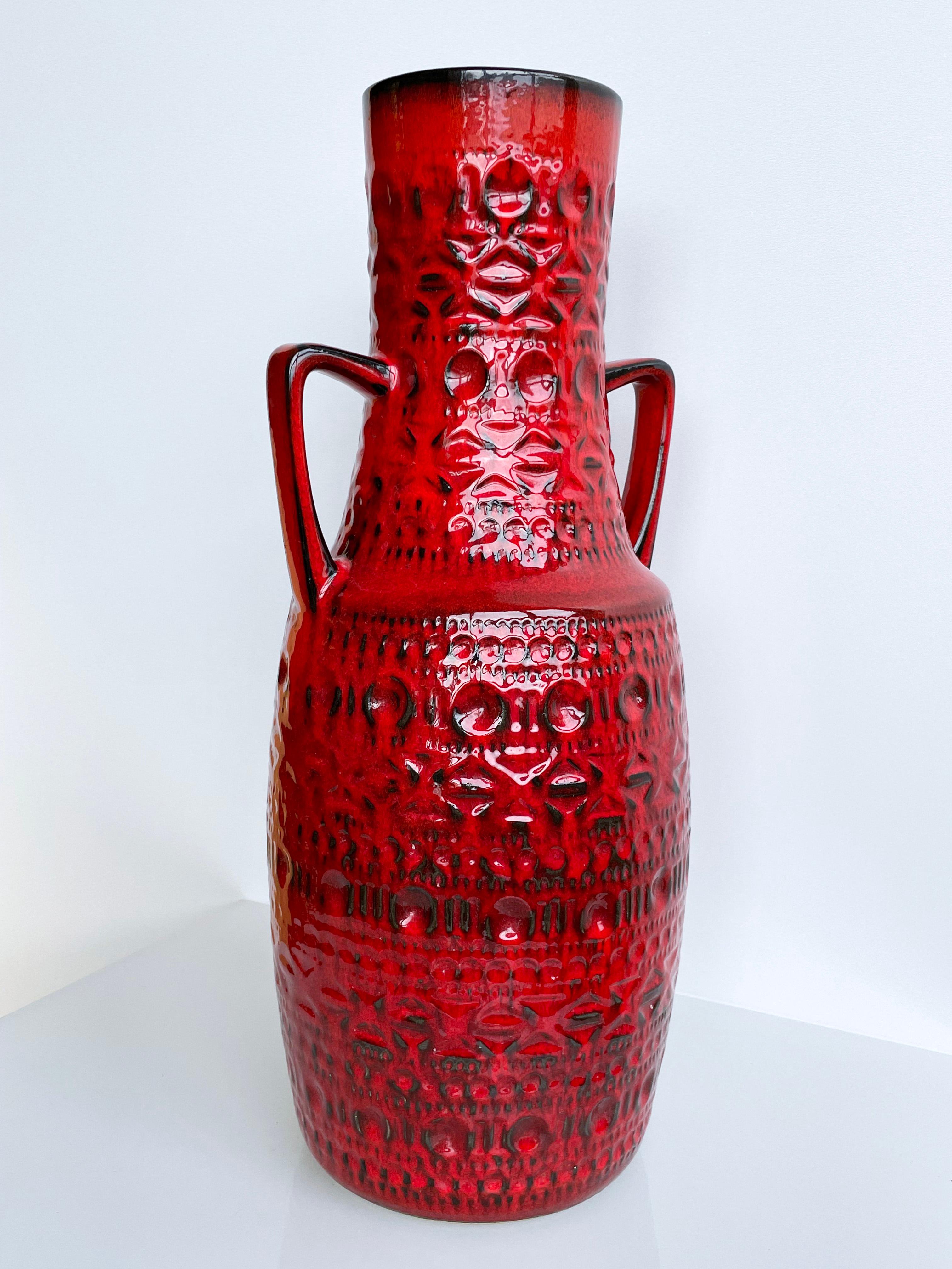 20th Century Bodo Mans Vase for Bay Keramik, West Germany ca. 1970 For Sale