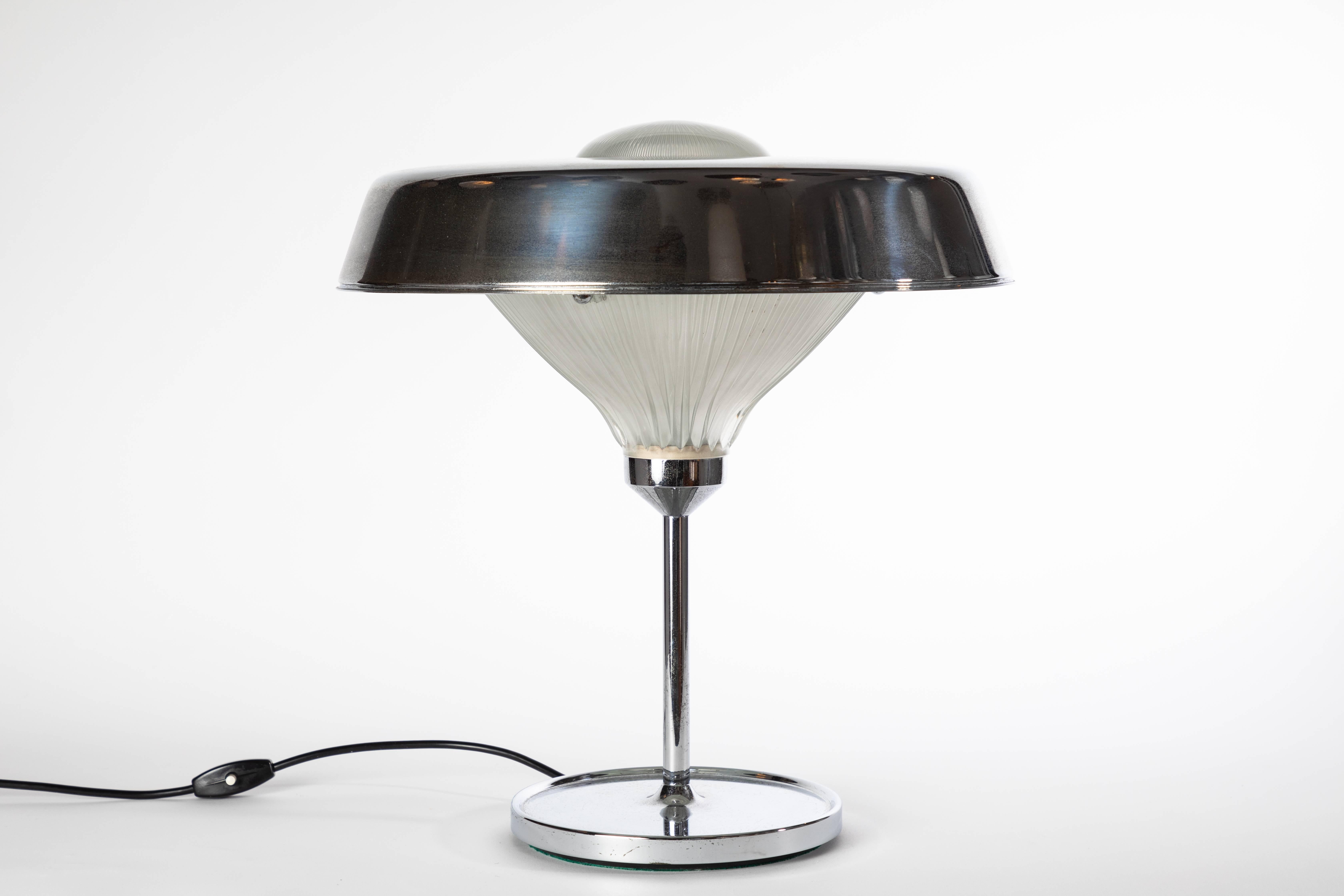 Mid-Century Modern 1960s B.B.P.R 'Ro' Table Lamp for Artemide
