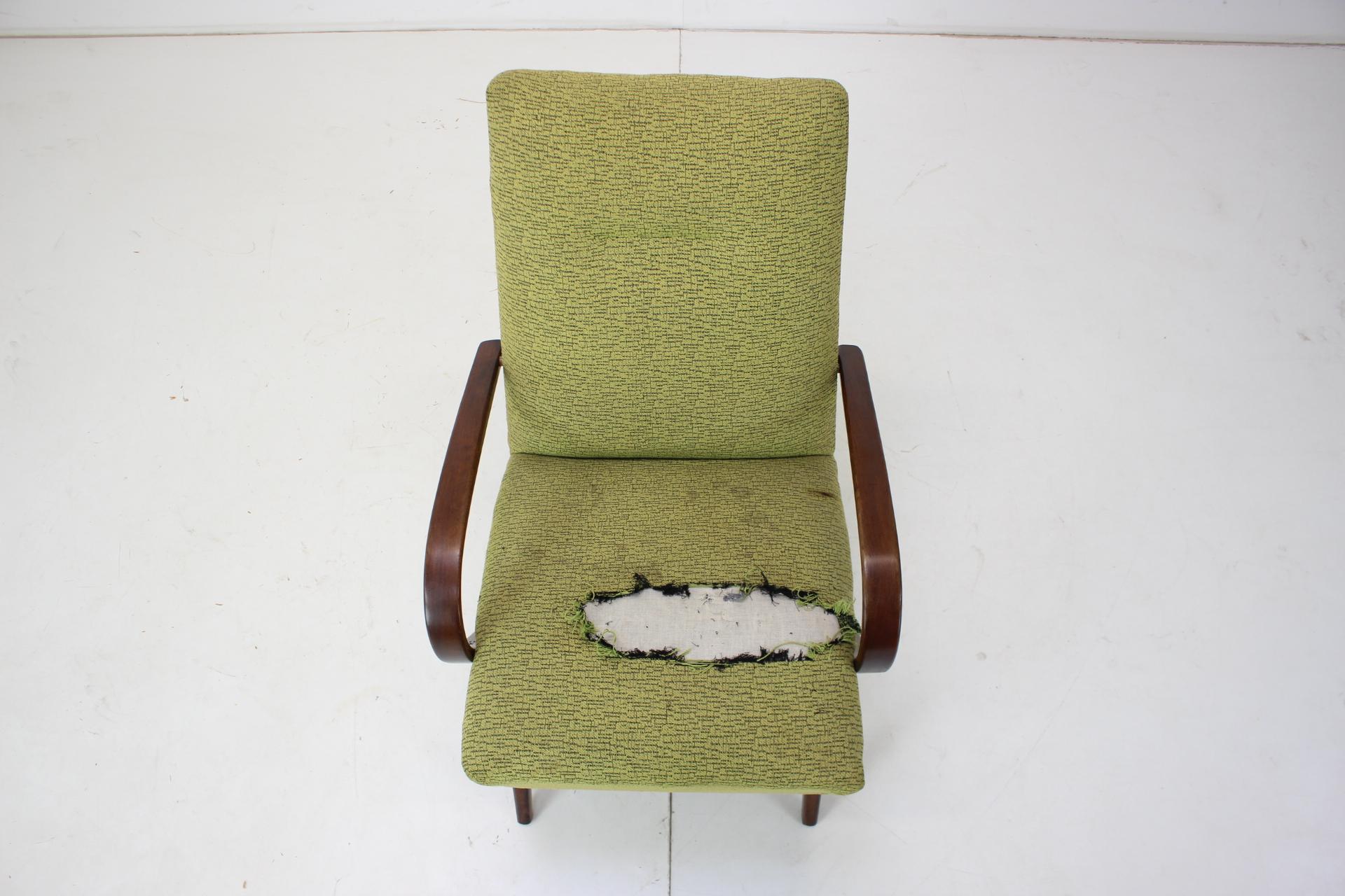 Fabric 1960s Beech Armchair by Jaroslav Smidek for TON, Czechoslovakia For Sale