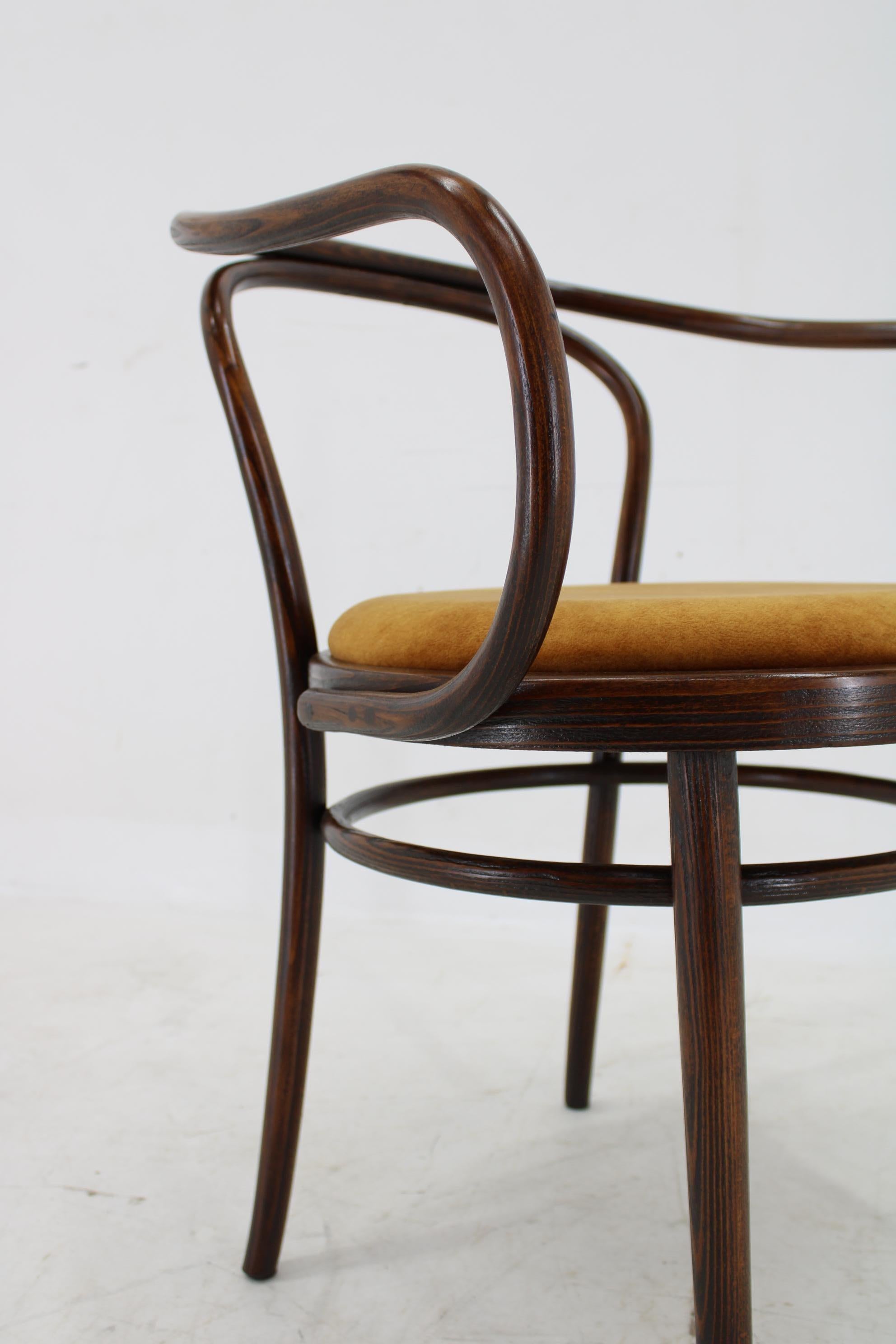 1960s Beech Armchair by TON, Czechoslovakia For Sale 3