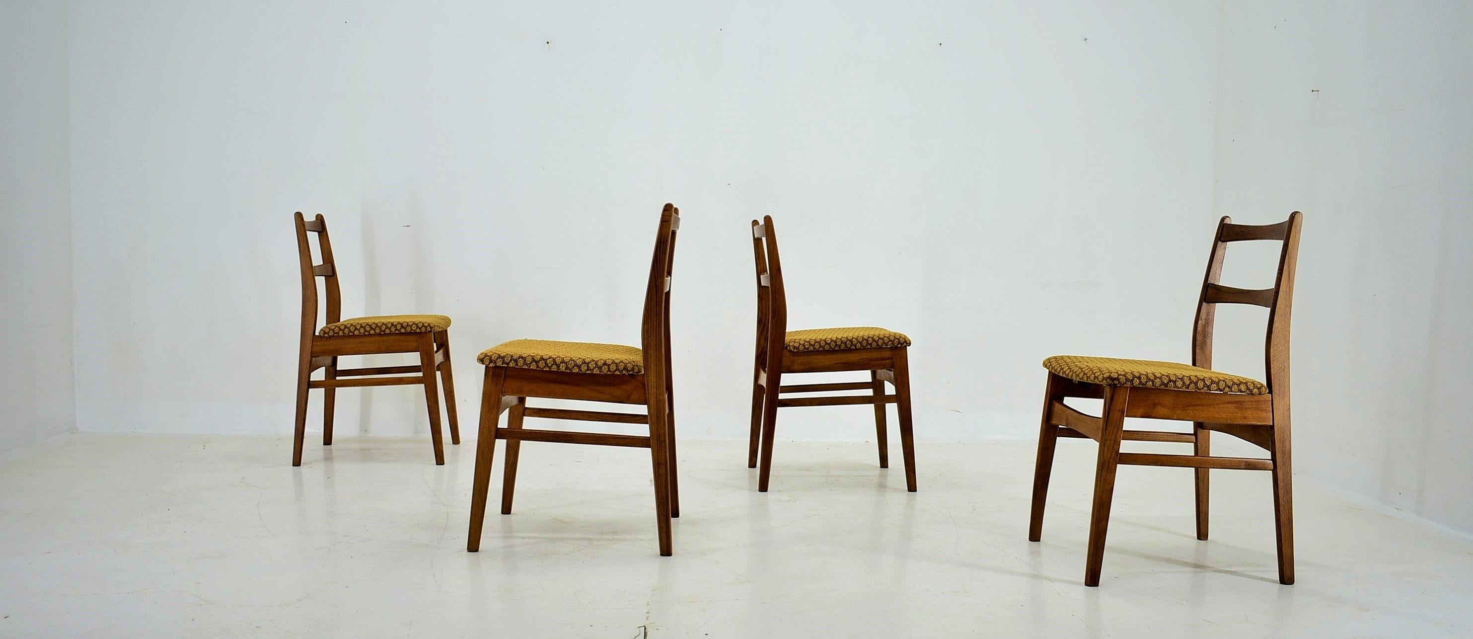 1960s Beech Dining Chairs, Czechoslovakia For Sale 5