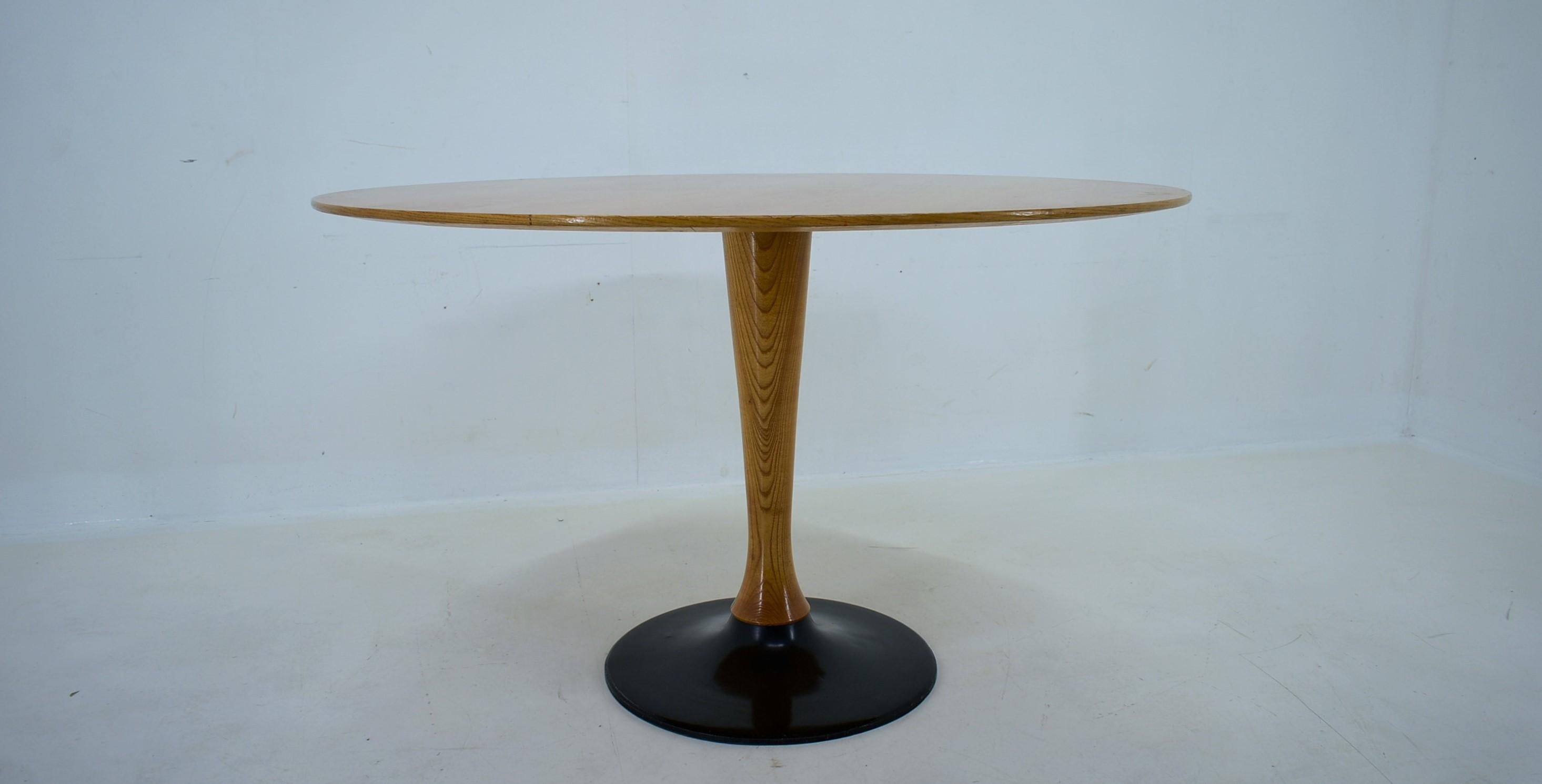 Iron 1960s Beech Round Dining Table, Czechoslovakia For Sale
