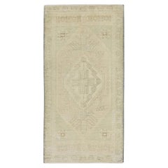 1960s Beige Vintage Turkish Mini Rug 1
8" X 3
4"