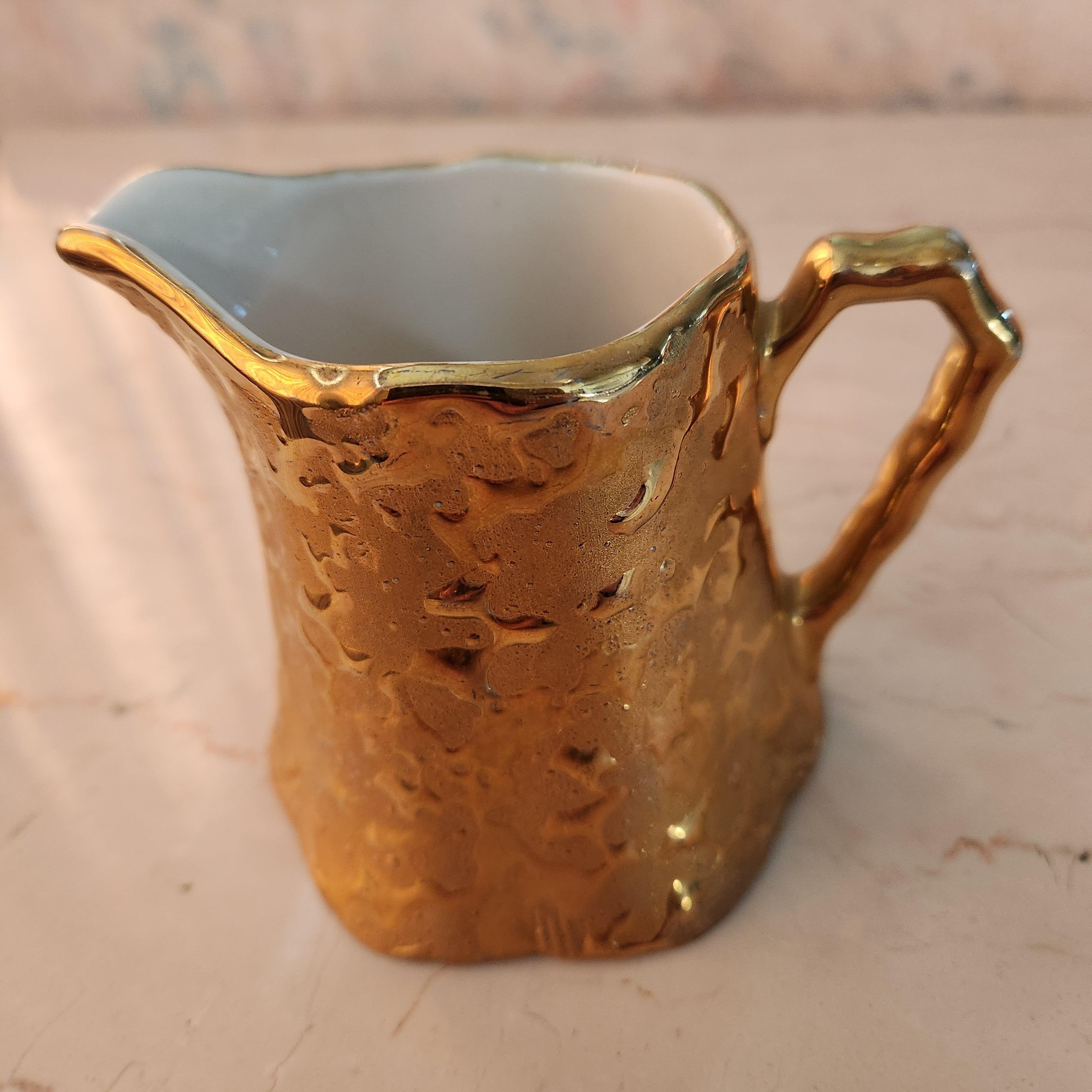 Mid-Century Modern 1960s Bel Terr China Creamer + Sugar Set Weeping Gold 22kt For Sale