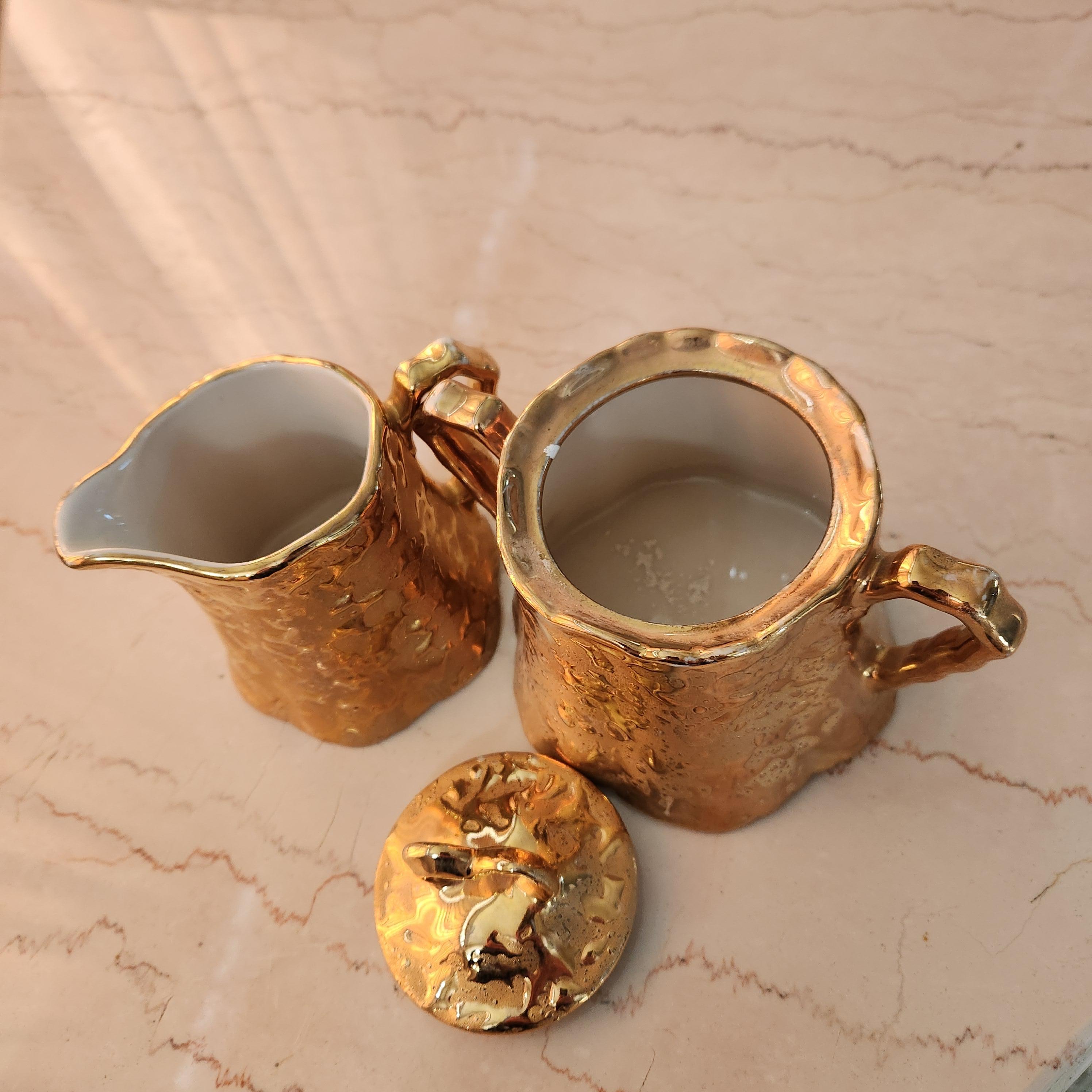 1960s Bel Terr China Creamer + Sugar Set Weeping Gold 22kt In Good Condition For Sale In Chula Vista, CA