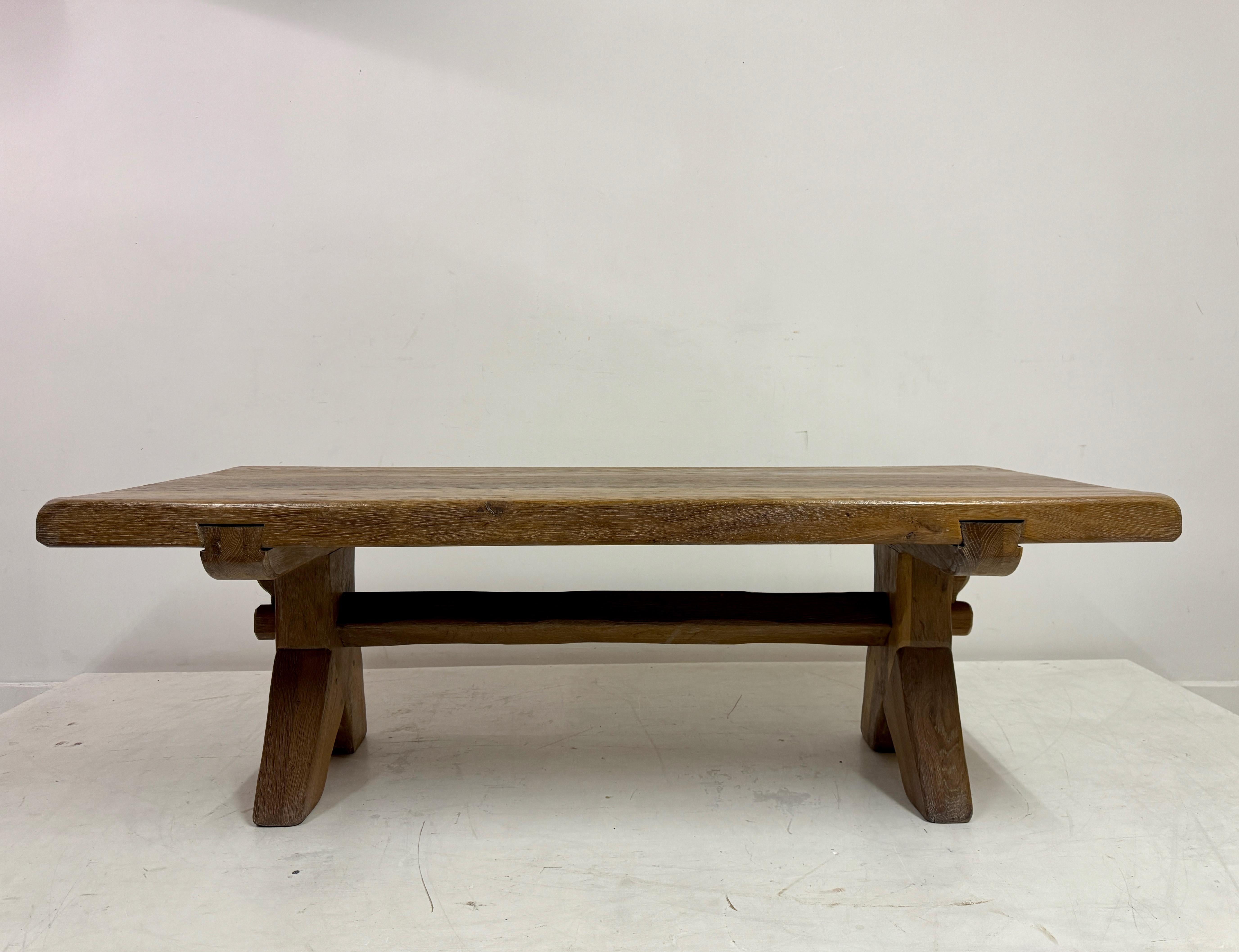 1960s Belgian Brutalist Coffee Table By De Puydt In Good Condition For Sale In London, London