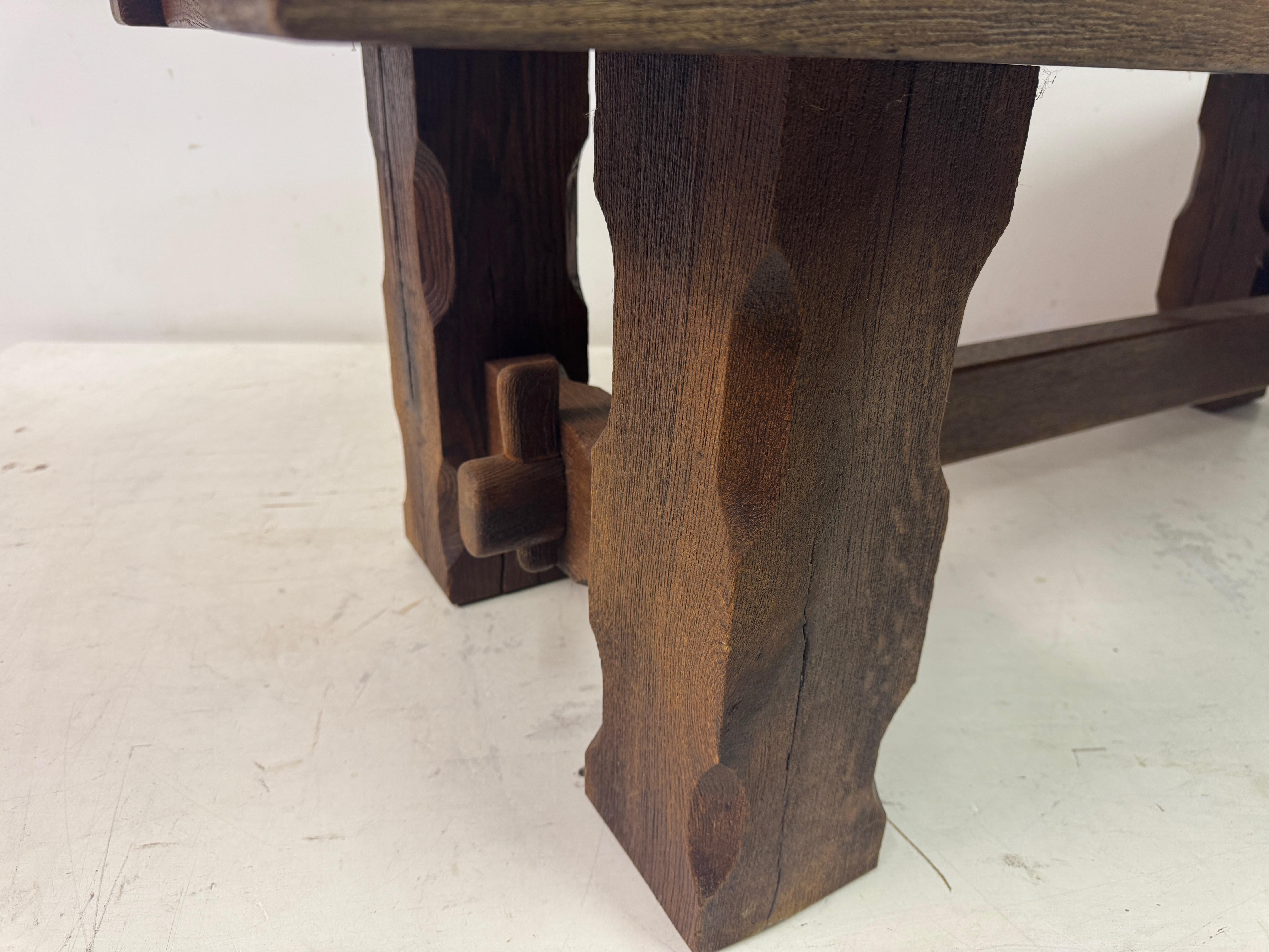 Tavolino belga brutalista degli anni '60 in Oak 6