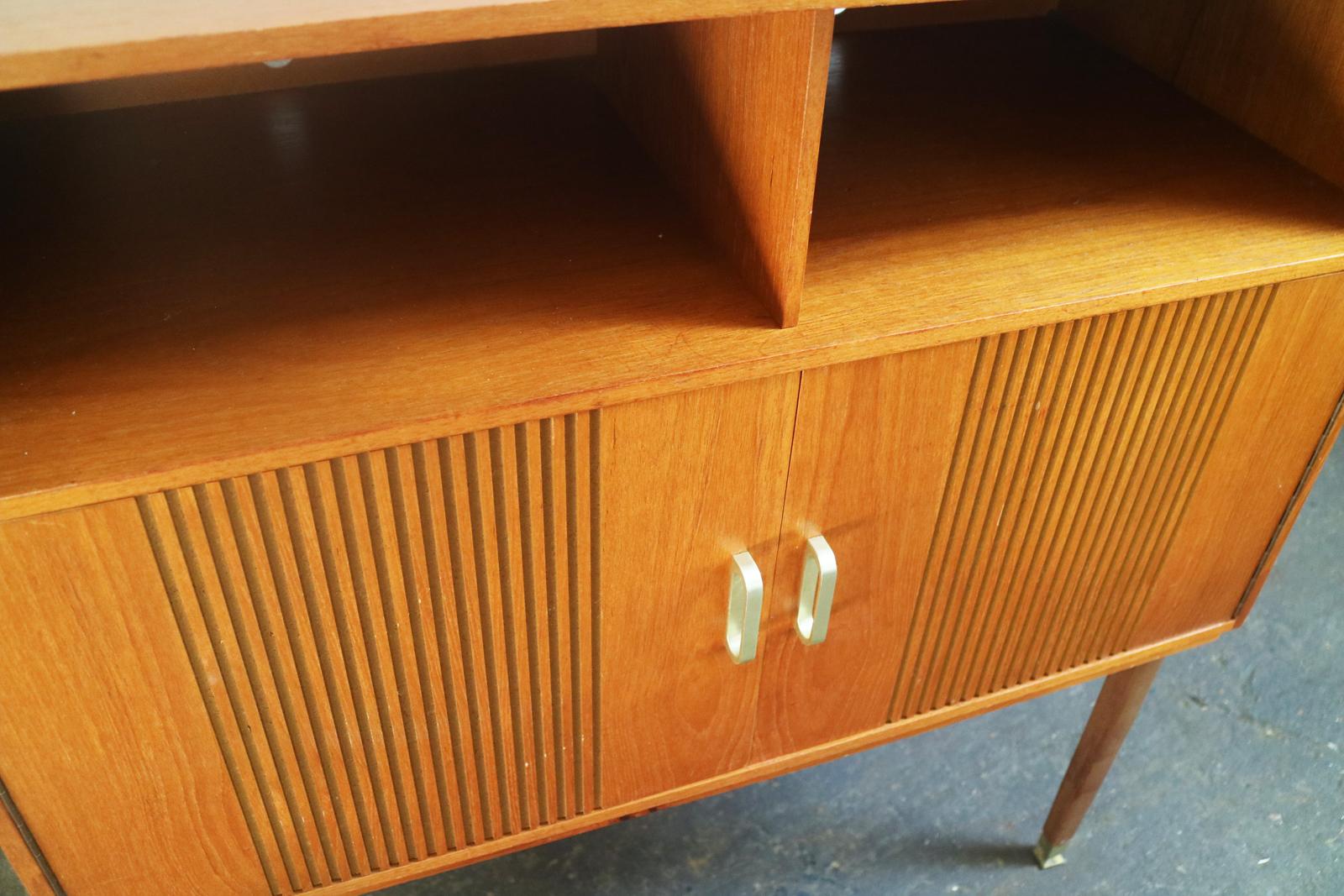 Mid-Century Modern 1960s Belgian Midcentury Retro Sideboard / Bureau For Sale