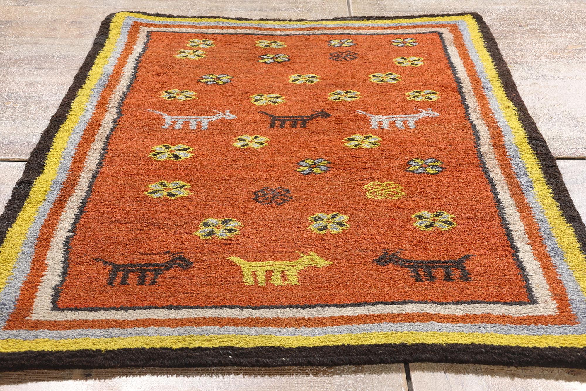 1960's Berber Tikdift Zanagah Moroccan Carpet with Modern Style For Sale 2