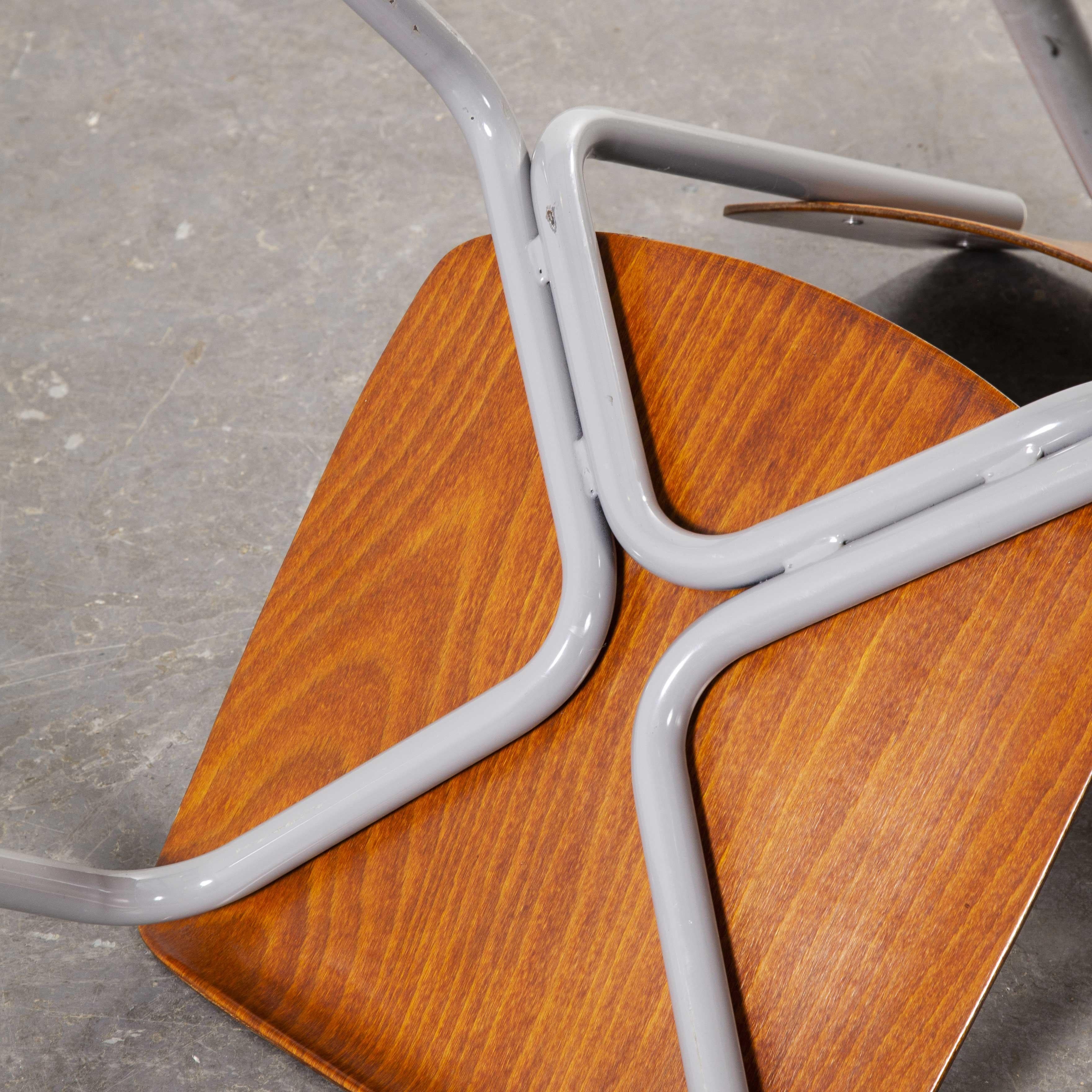 1960's Berl & Cie Mid Century Stacking Chairs - Pagholz - Letzte Restbestände (Birke) im Angebot