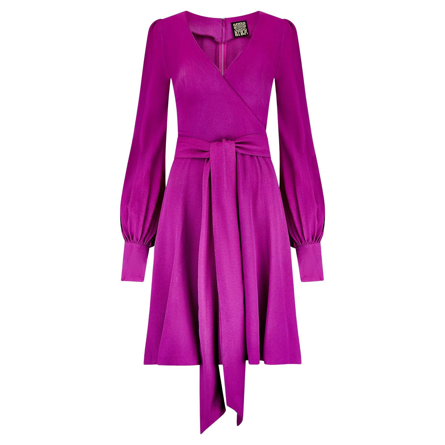 Vestido de manga larga Biba Crepe Fuschia años 60 en venta