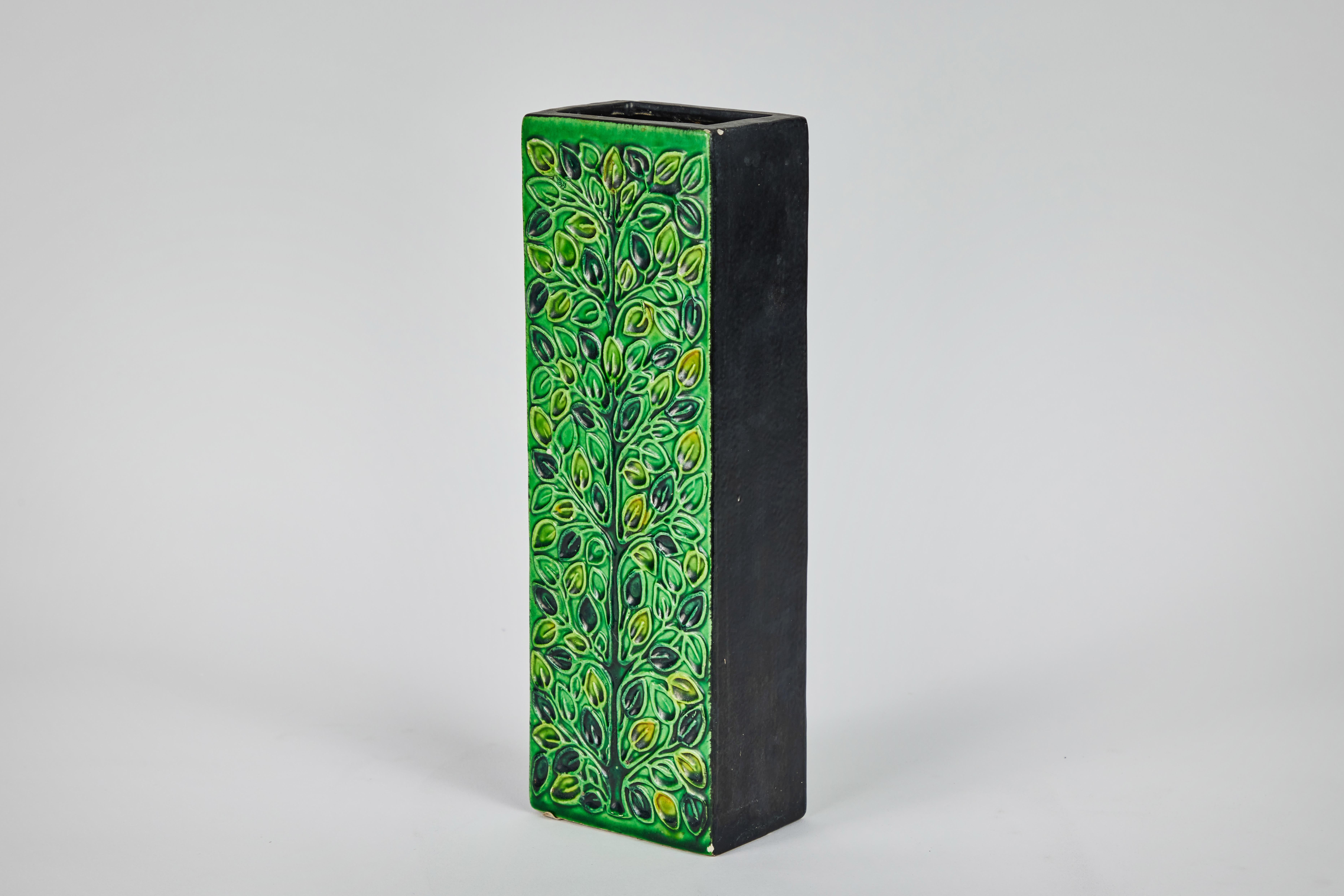 Italian 1960s Bitossi Rectangular Vase by Aldo Londi with Signature For Sale