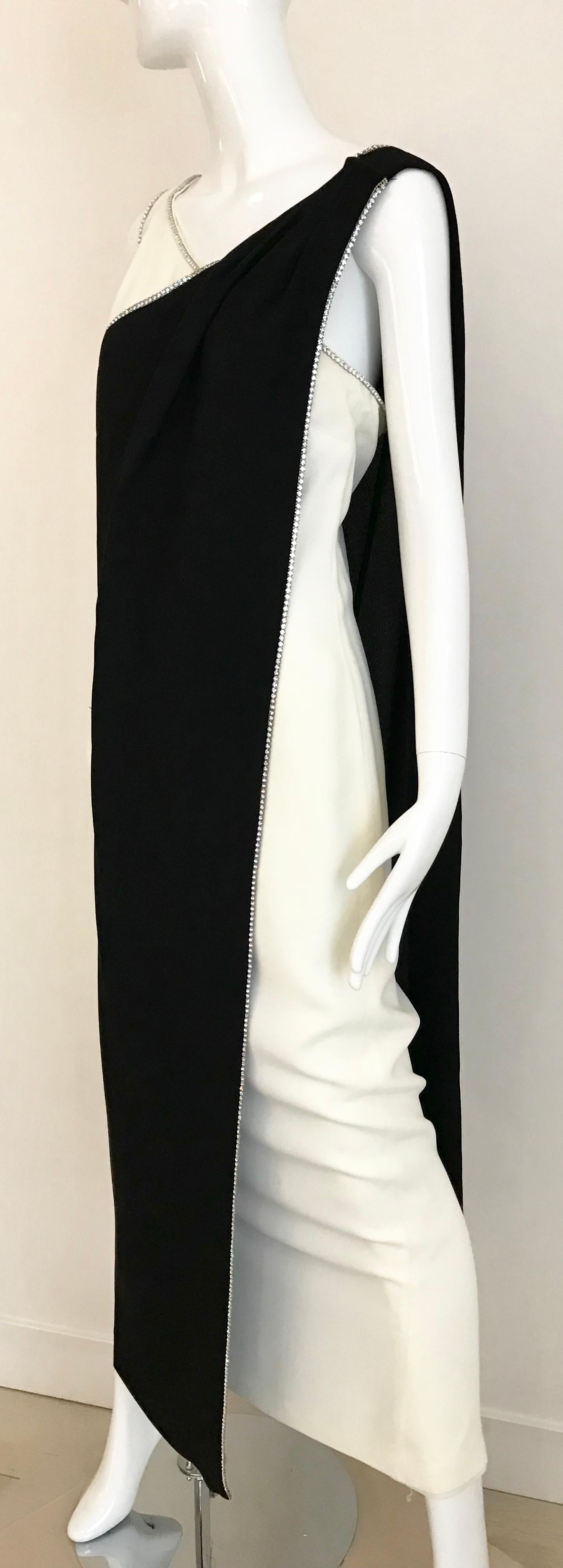1960s Black and Cream Crepe Gown  5