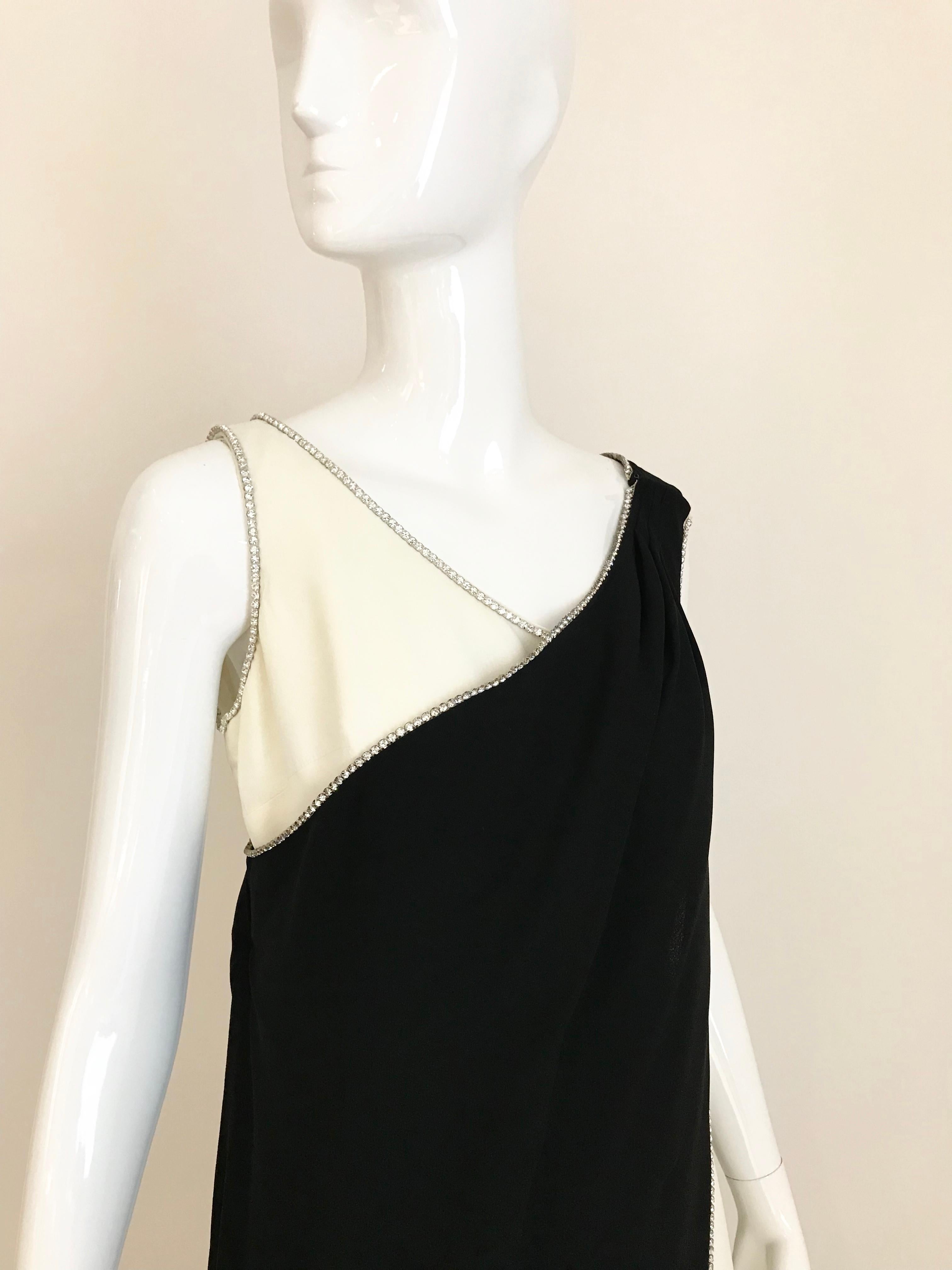 1960s Black and Cream Crepe Gown  5