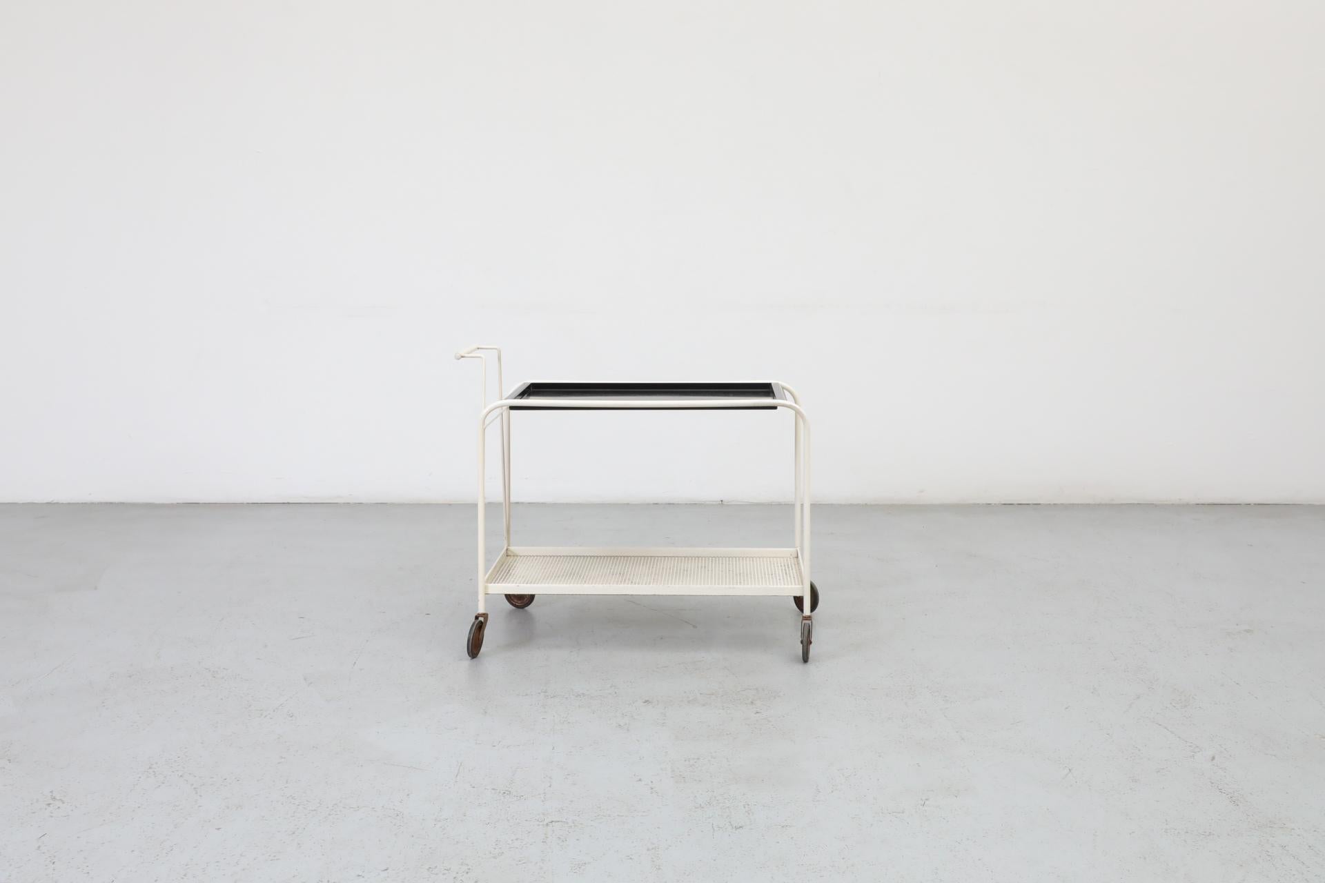 Carrito de bar de metal esmaltado en blanco y negro de los años 60, por F.H. Fiedeldij para Artimeta Moderno de mediados de siglo en venta