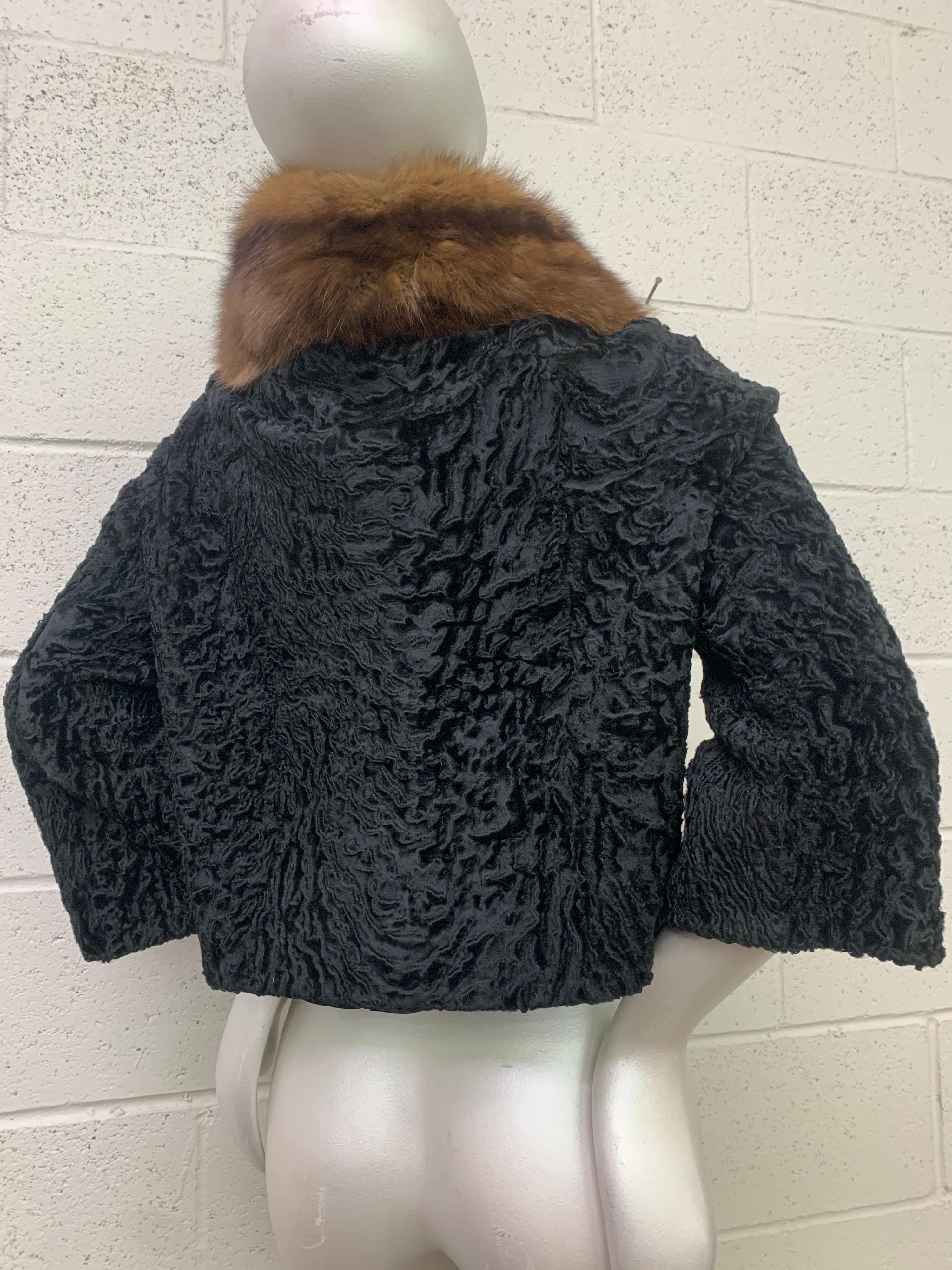 cropped jacket with fur collar
