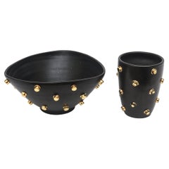 Schale und Vase aus schwarzer Keramik und Goldnieten, 1960er Jahre, von Alvino Bagni für Bitossi