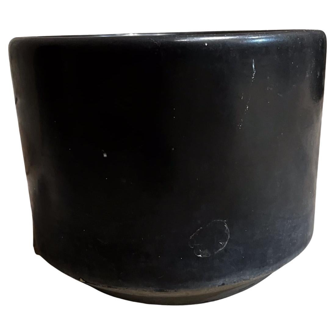 Mid-Century Modern 1960s Black Ceramic Planter Gainey Architectural Modern Pottery Calif For Sale