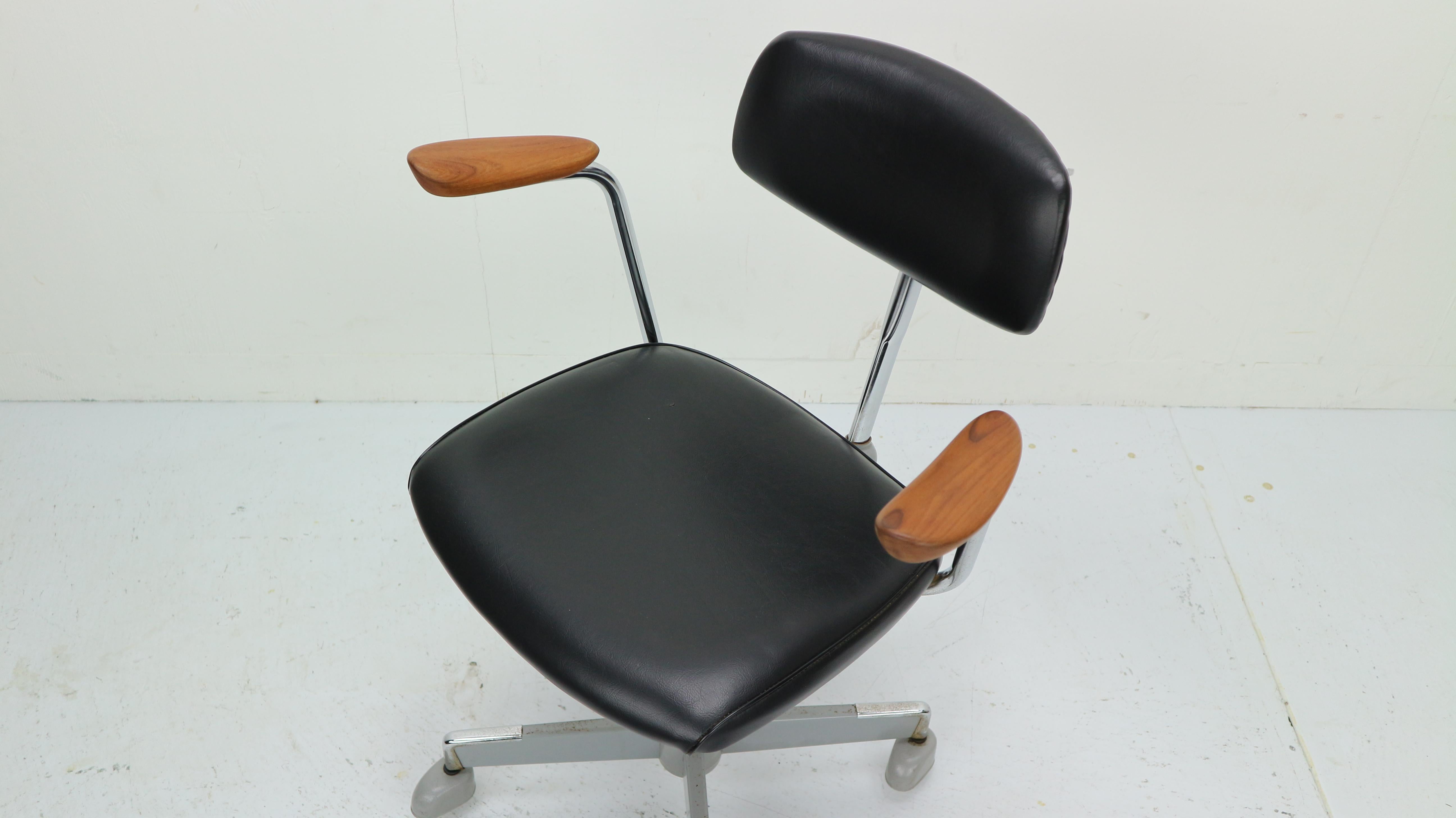 Metal 1960s Black Faux Leather Office Chair by Hag Norway