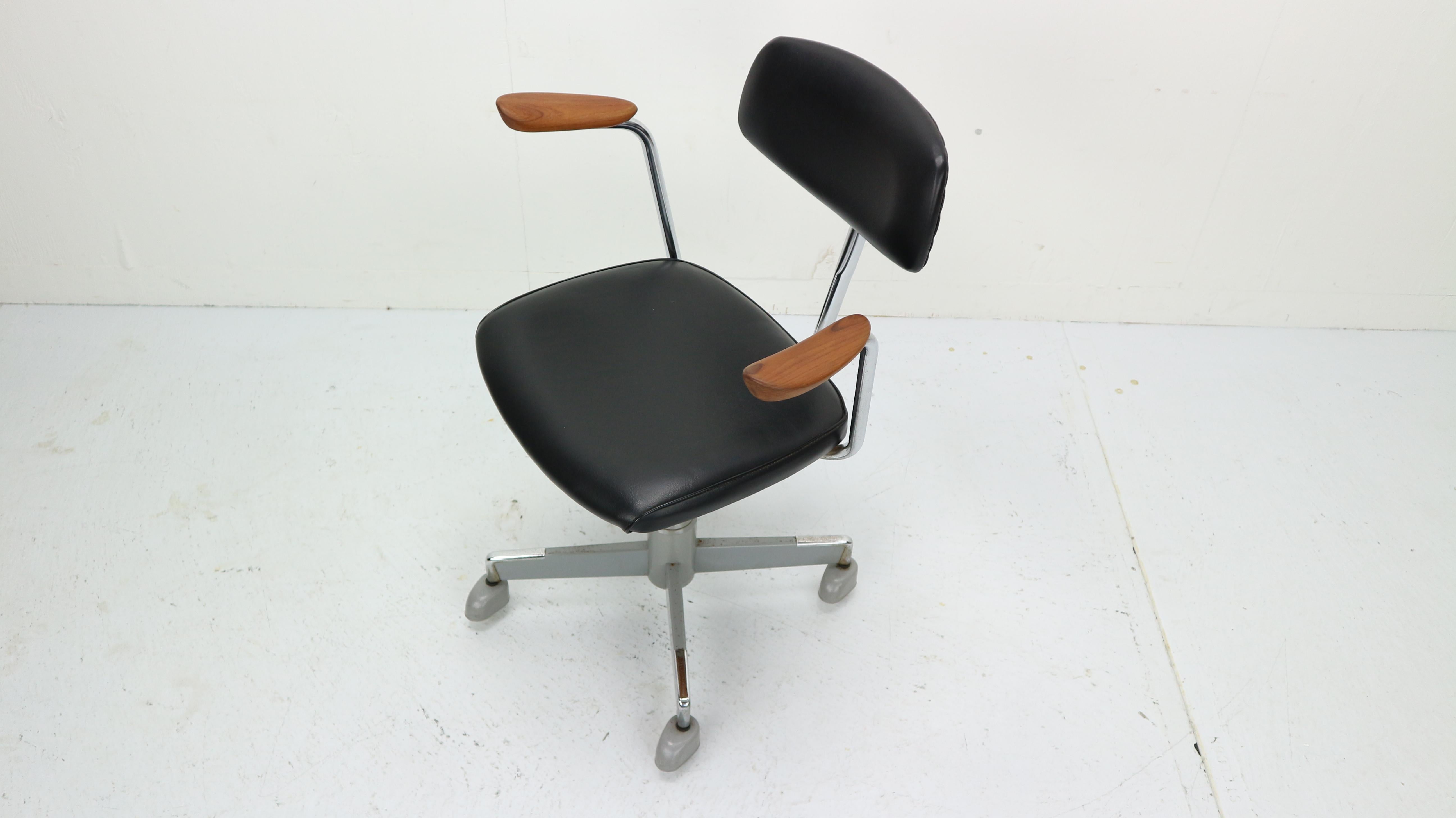 1960s desk chair
