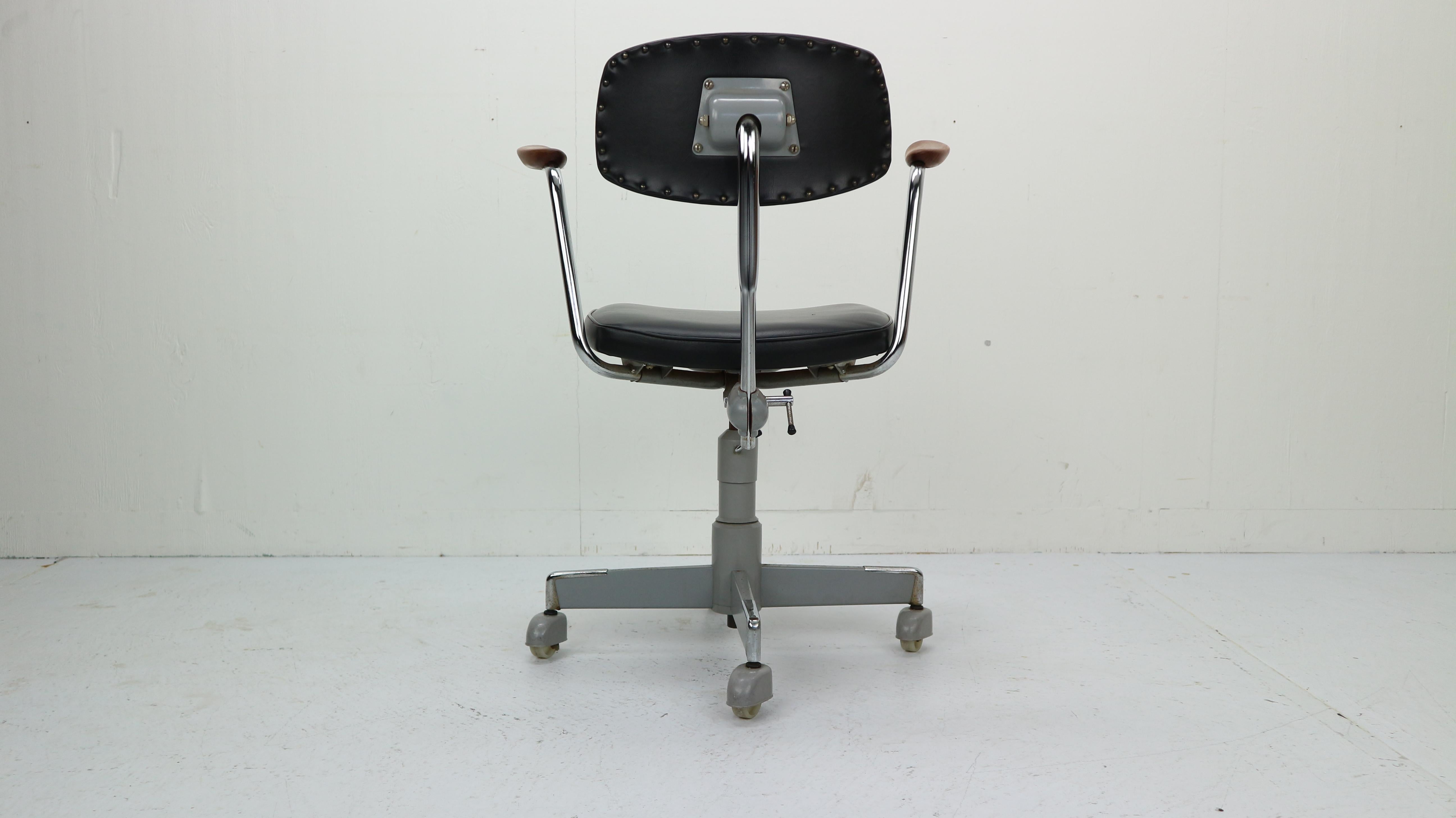 1960s Black Faux Leather Office Chair by Hag Norway In Good Condition In The Hague, NL