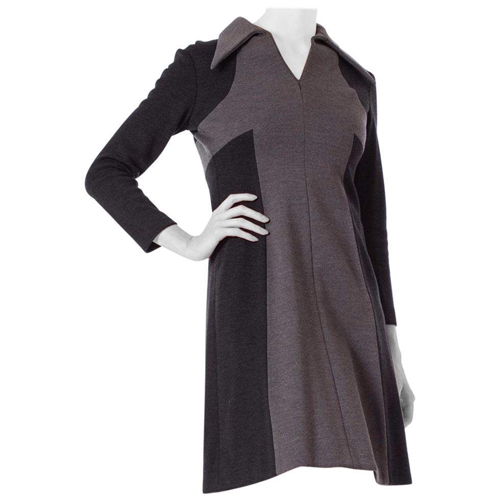 1960S Black & Grey Wool Knit Mod Long Sleeve Dress For Sale