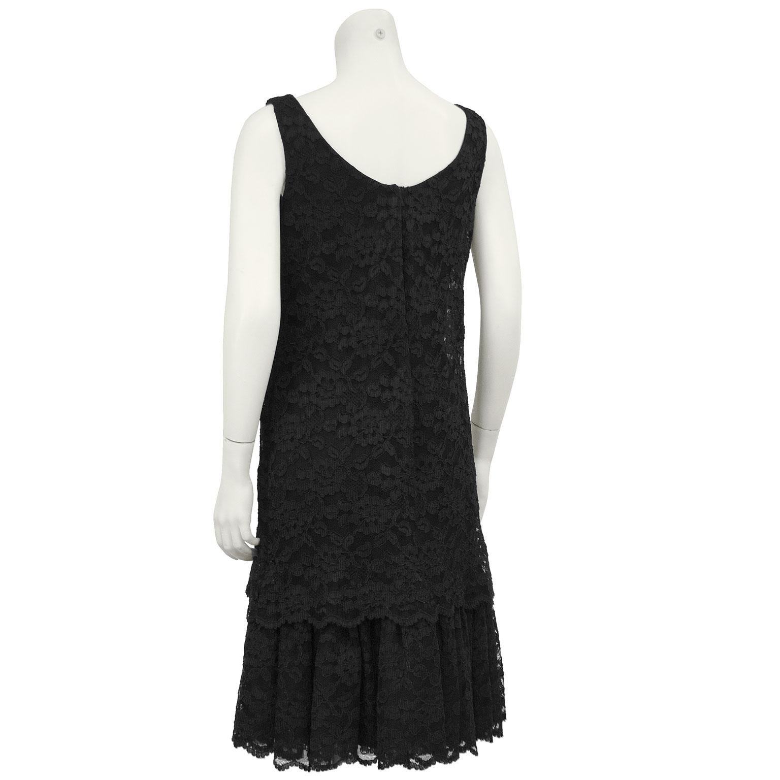 1960s Black Lace Cocktail Dress with Bow In Good Condition For Sale In Toronto, Ontario