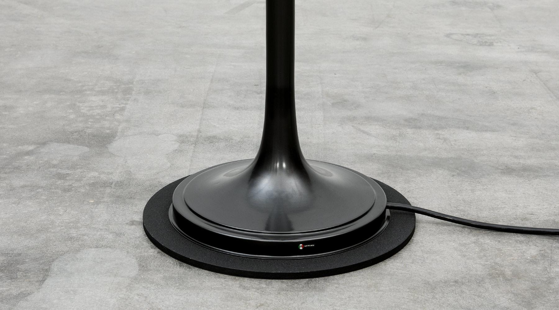1960s Black Lacquered and Glass Bulbs Floor Lamp by Gino Sarfatti 'N°1094' 5