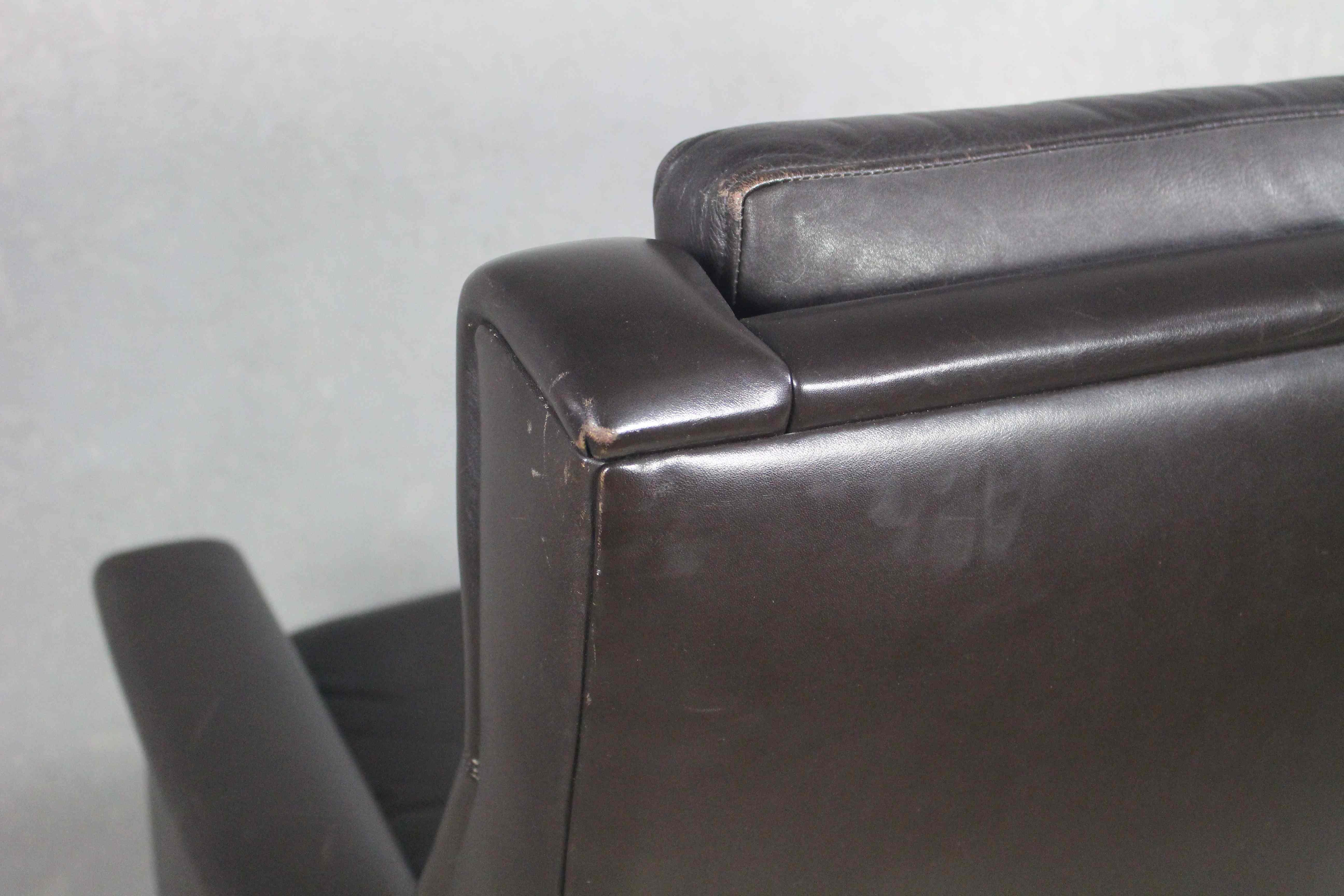 1960s Black Leather Chair by Georg Thams For Sale 11