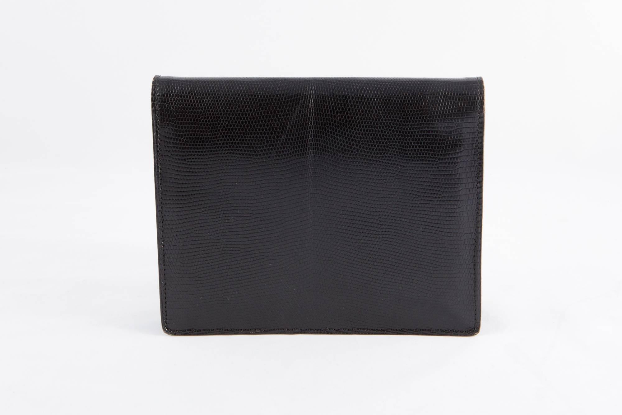 1960s Black Leather Evening Shoulder Bag In Good Condition For Sale In Paris, FR