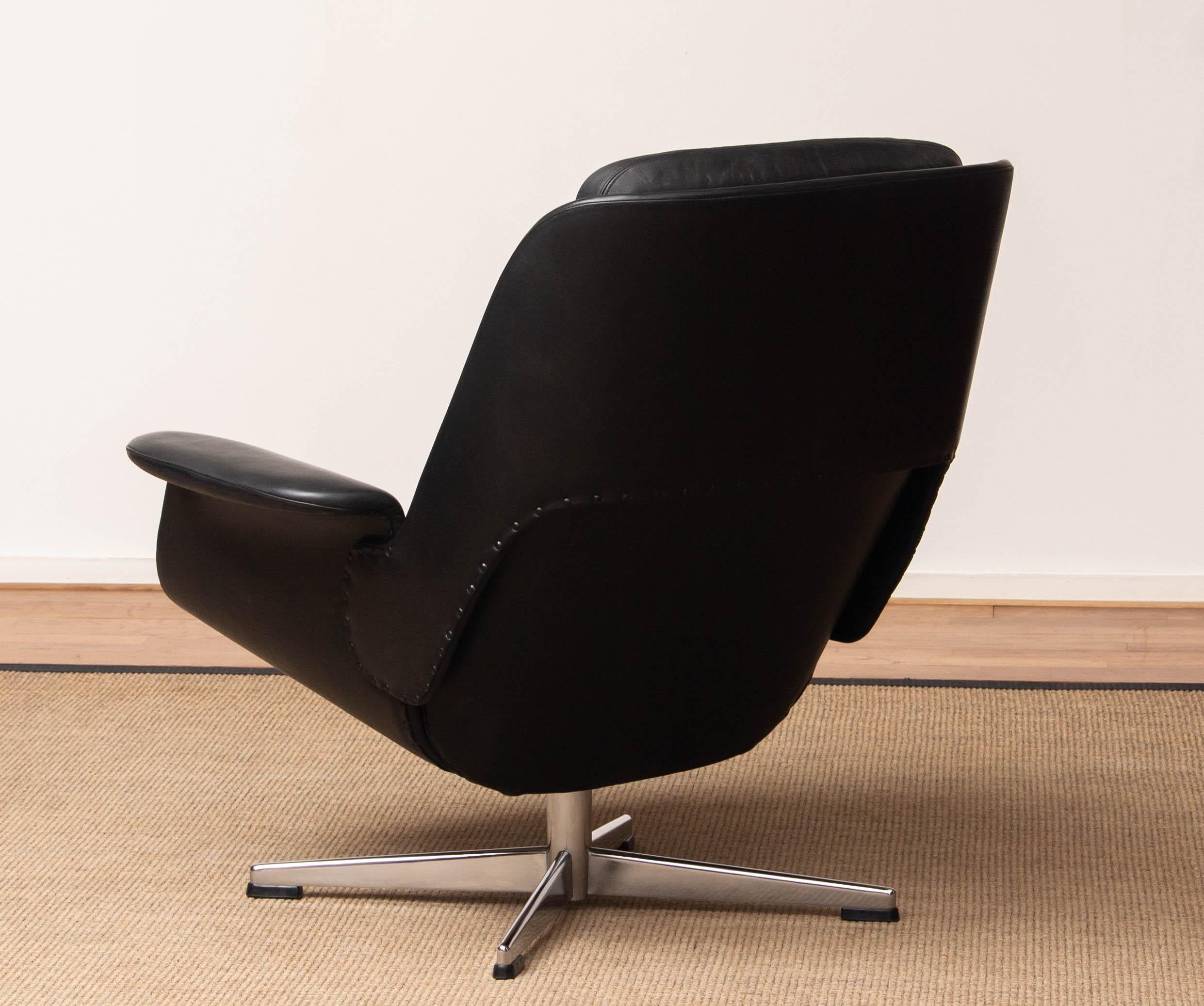 1960's Black Leather 'Rondo' Swivel Chair Designed by Olli Borg for Asko Finland 2