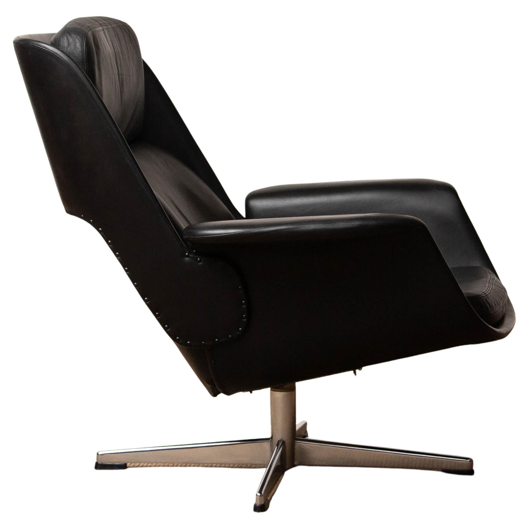 1960's Black Leather 'Rondo' Swivel Chair Designed by Olli Borg for Asko Finland