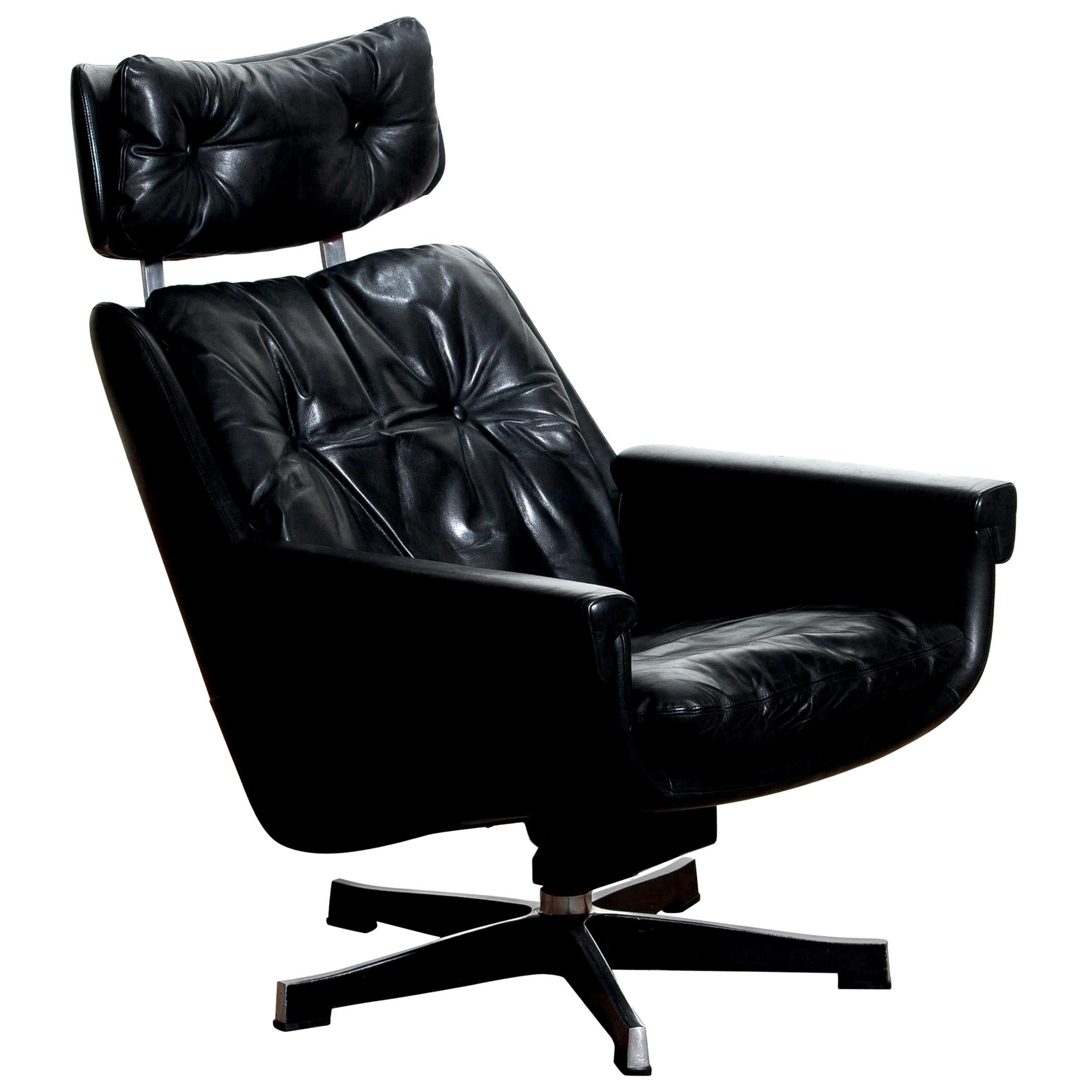1960s, Black Leather, Rosario, Swivel Rocking Chair by Kurt Hvitsjö for Isku