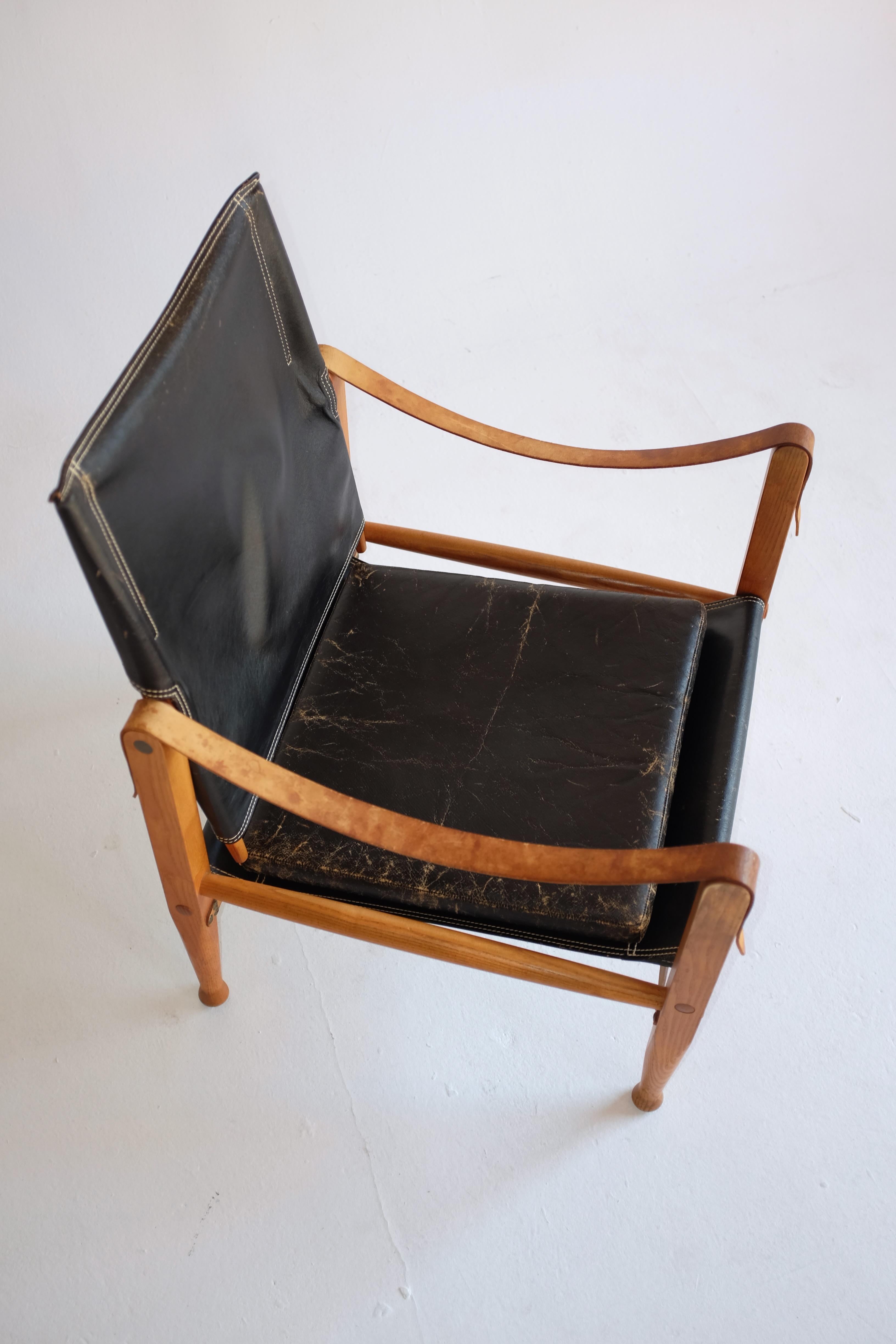 Swedish 1960s Black leather Safari chair by Kaare Klint